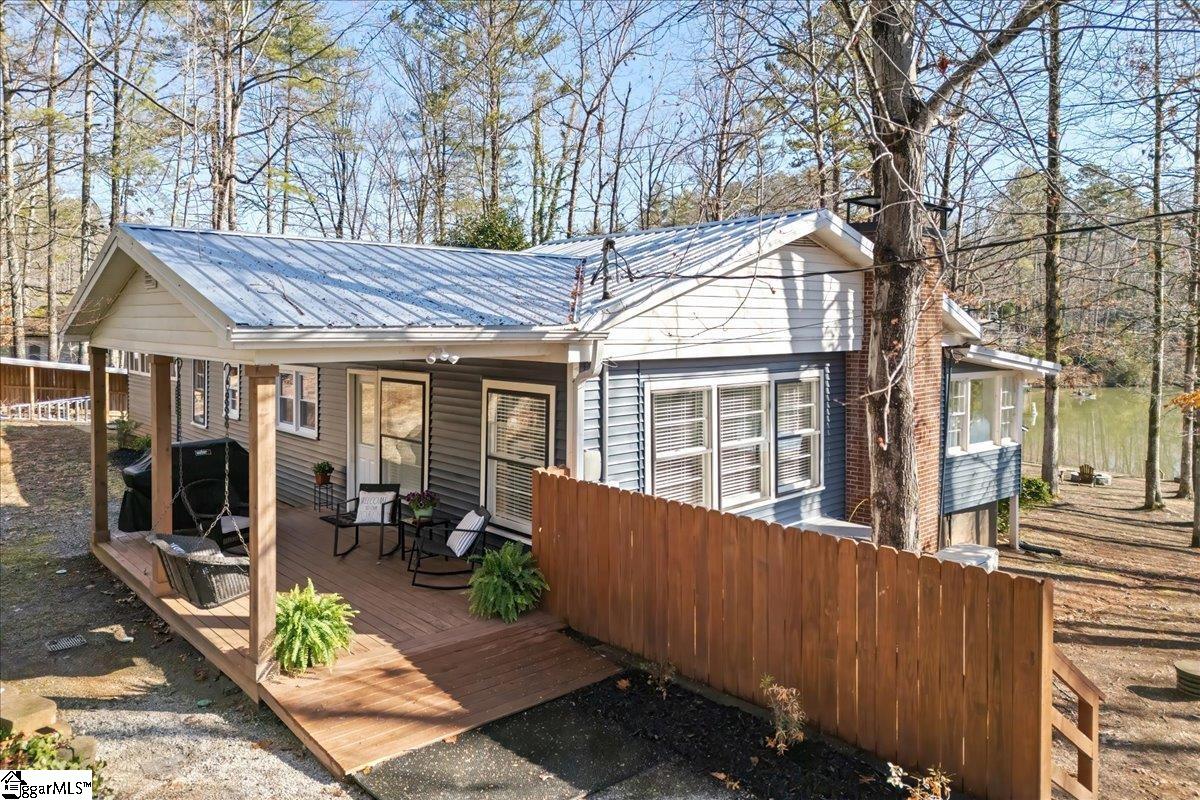 693 W. Cove Drive Mountain Rest, SC 29664-9599