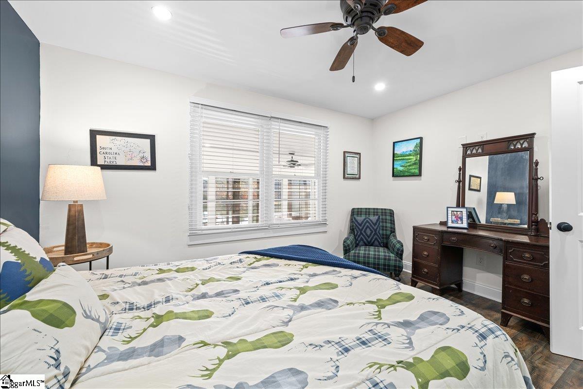693 W. Cove Drive Mountain Rest, SC 29664-9599