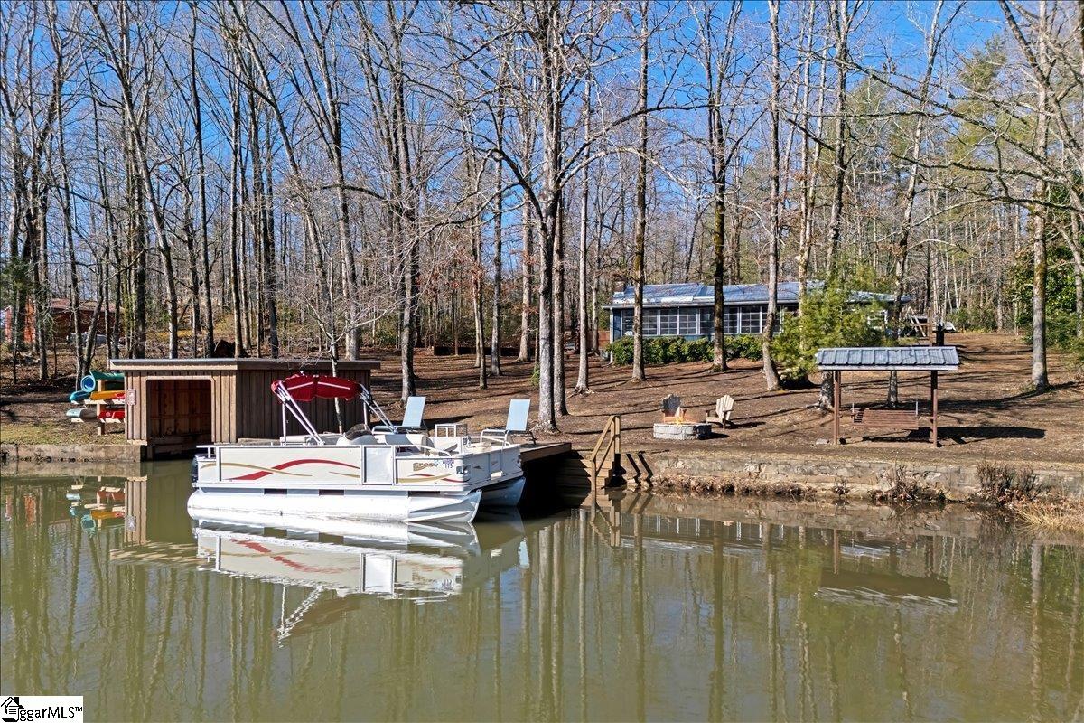 693 W. Cove Drive Mountain Rest, SC 29664-9599