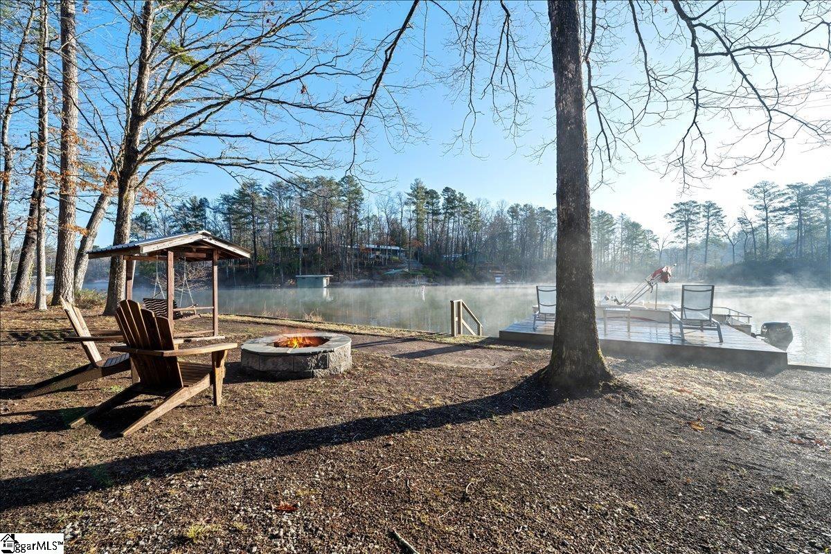 693 W. Cove Drive Mountain Rest, SC 29664-9599