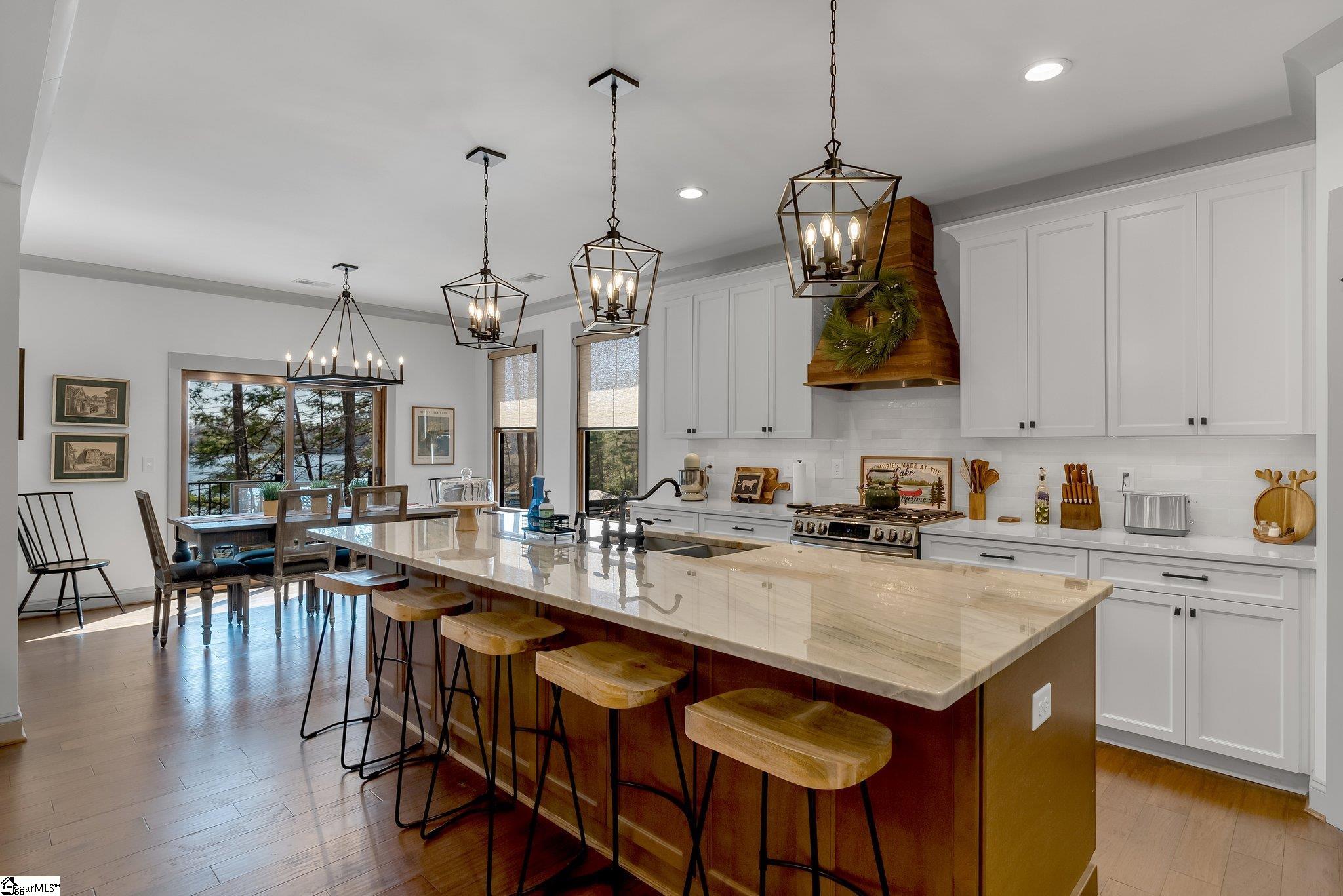 918 Longshore Drive Salem, SC 29676