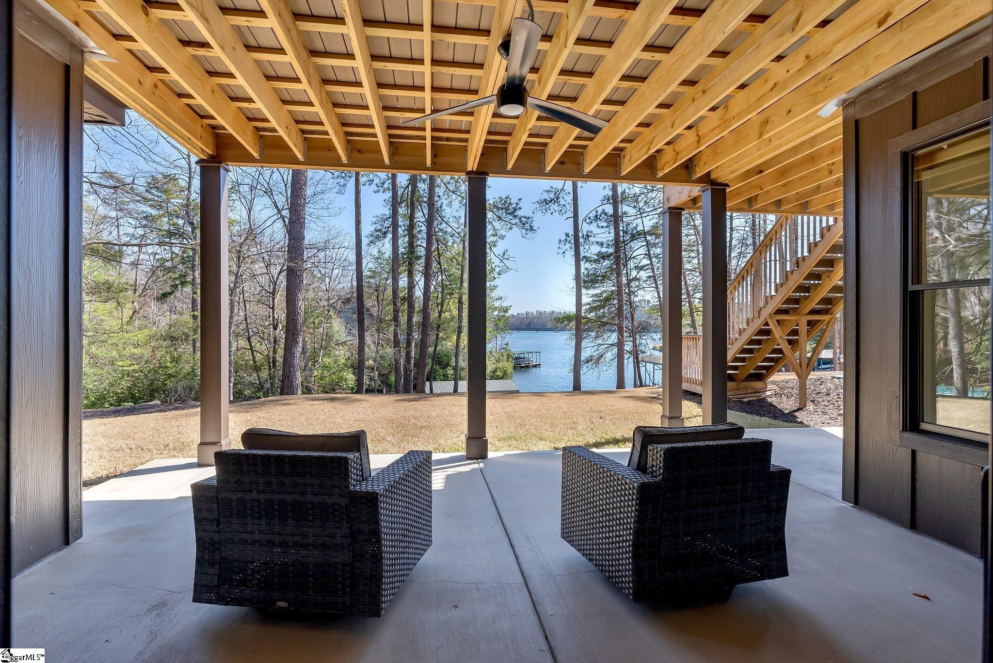918 Longshore Drive Salem, SC 29676