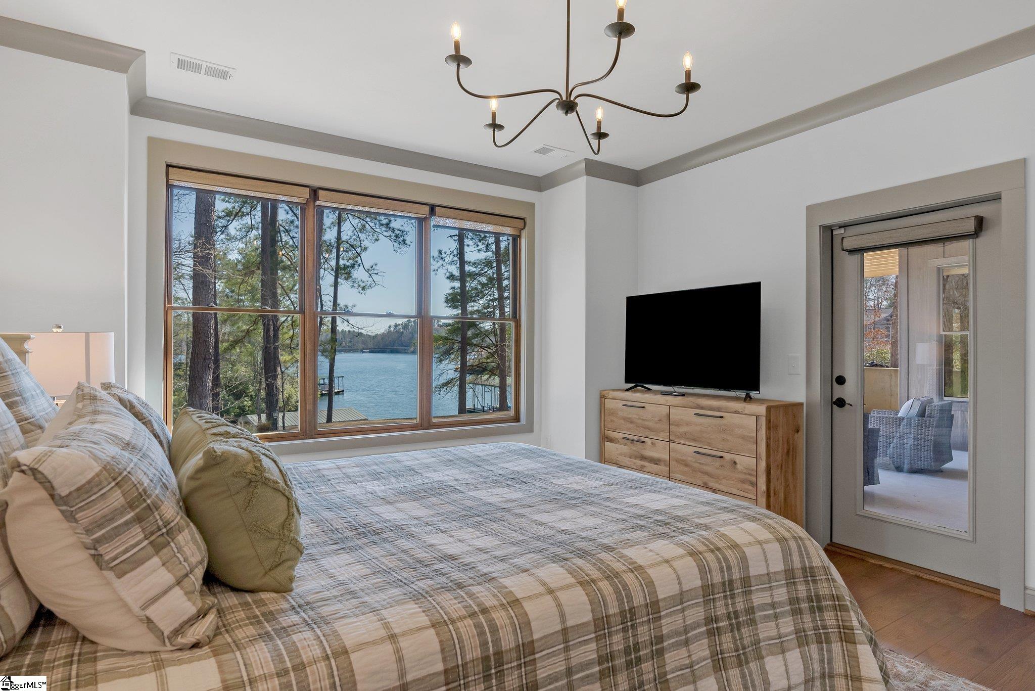 918 Longshore Drive Salem, SC 29676