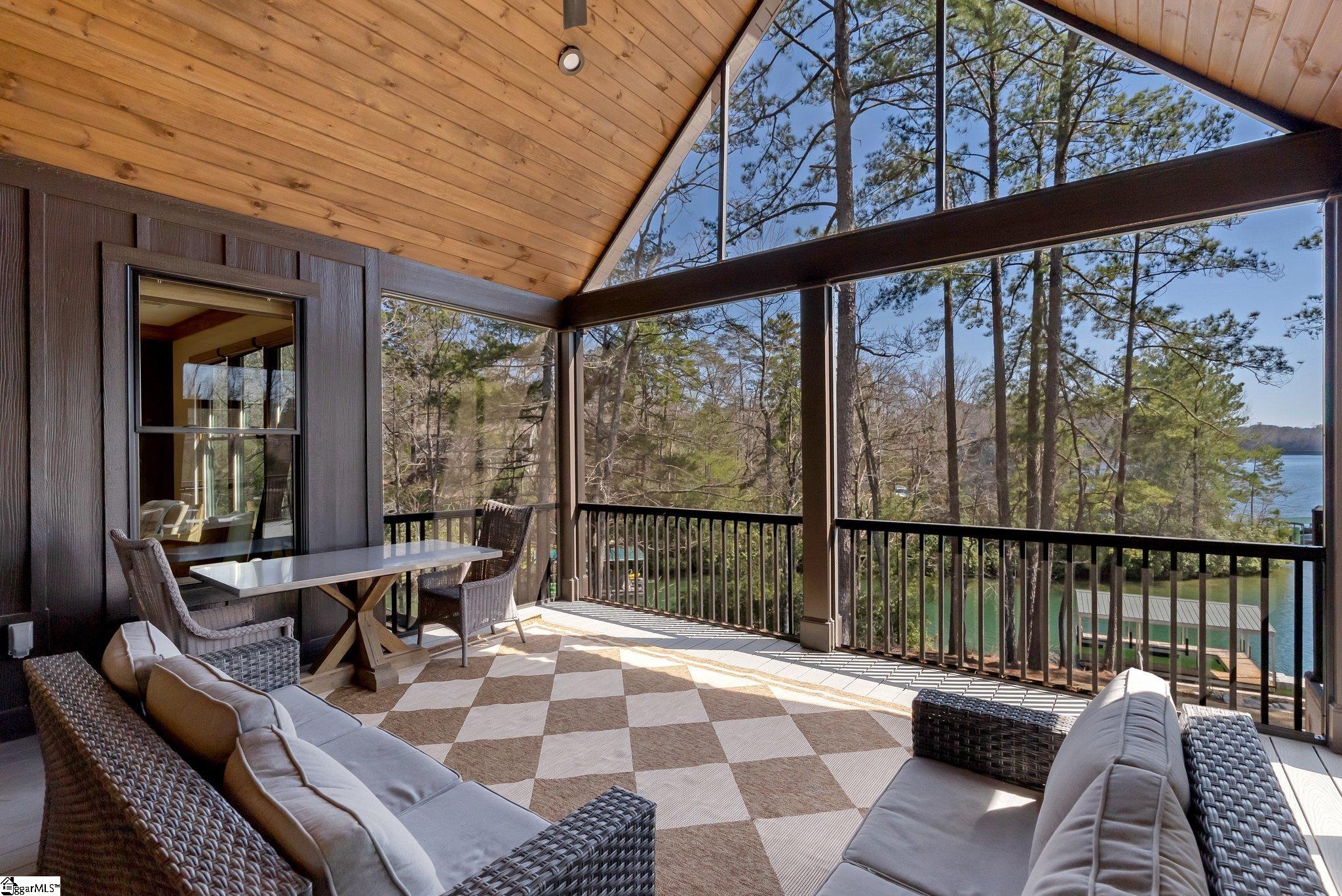 918 Longshore Drive Salem, SC 29676