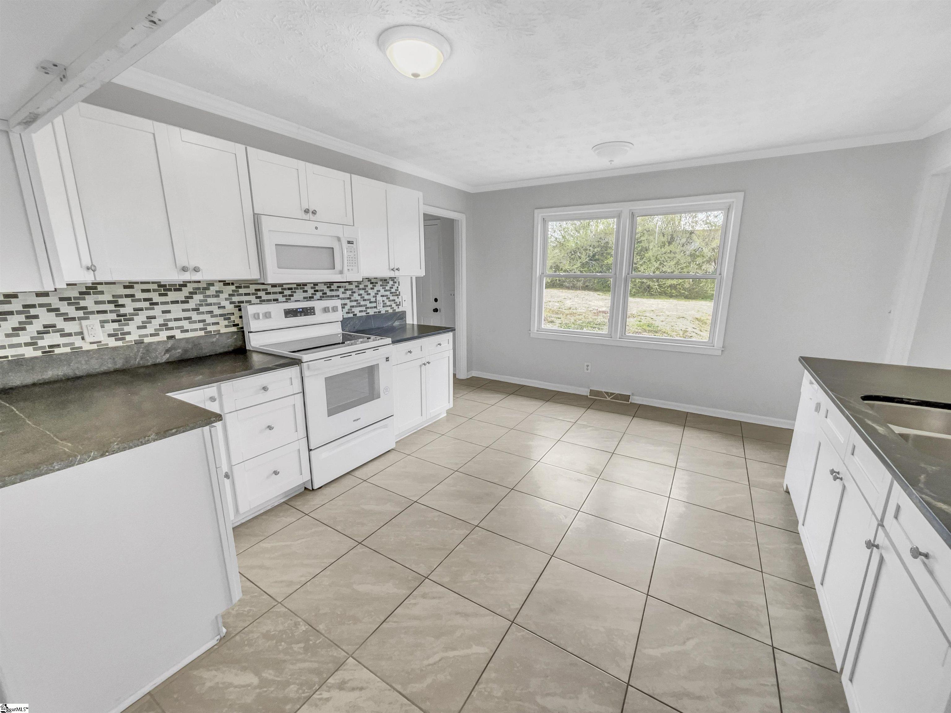 504 American Legion Road Greer, SC 29651