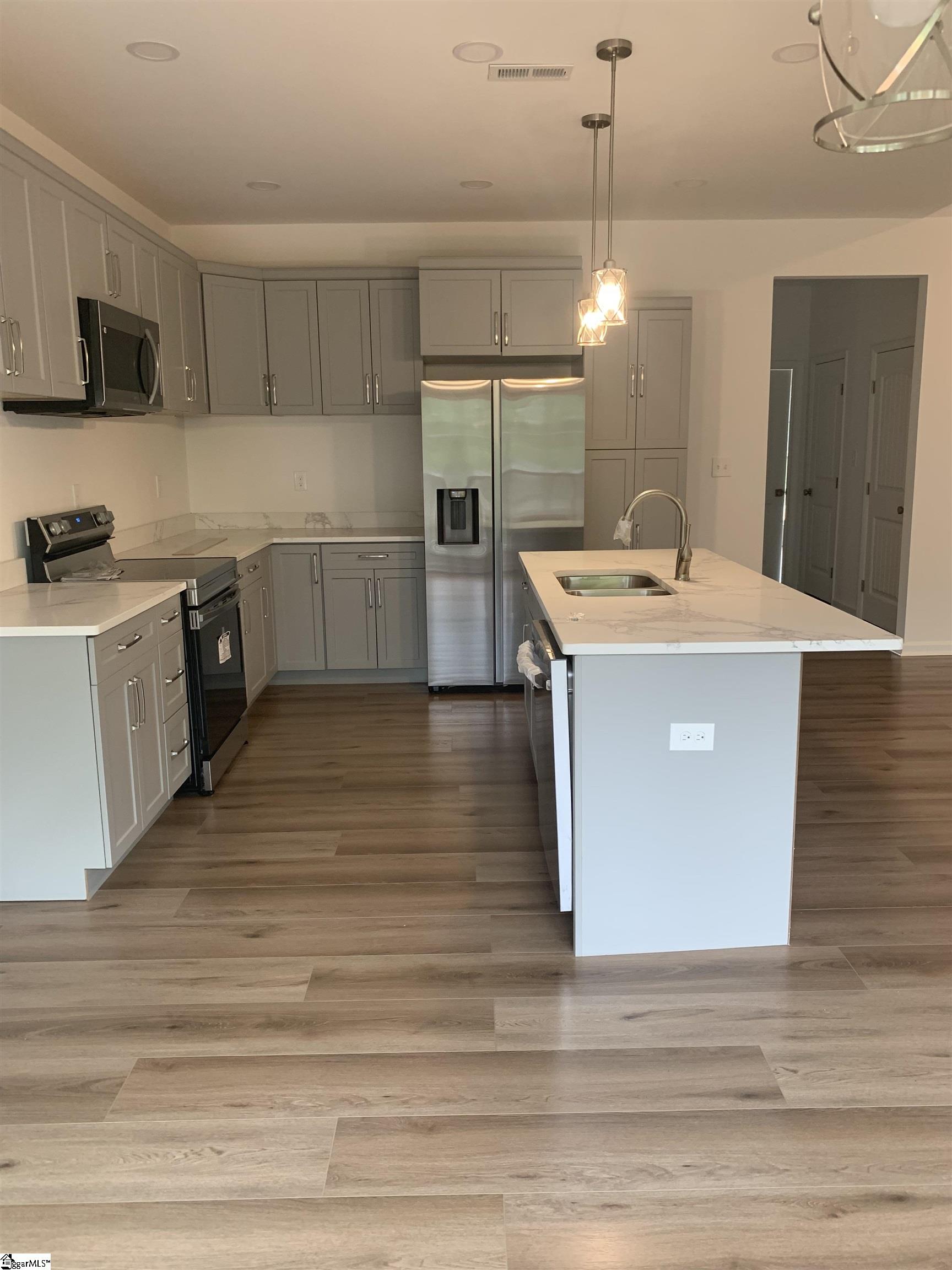201 Peninsula Drive Laurens, SC 29360