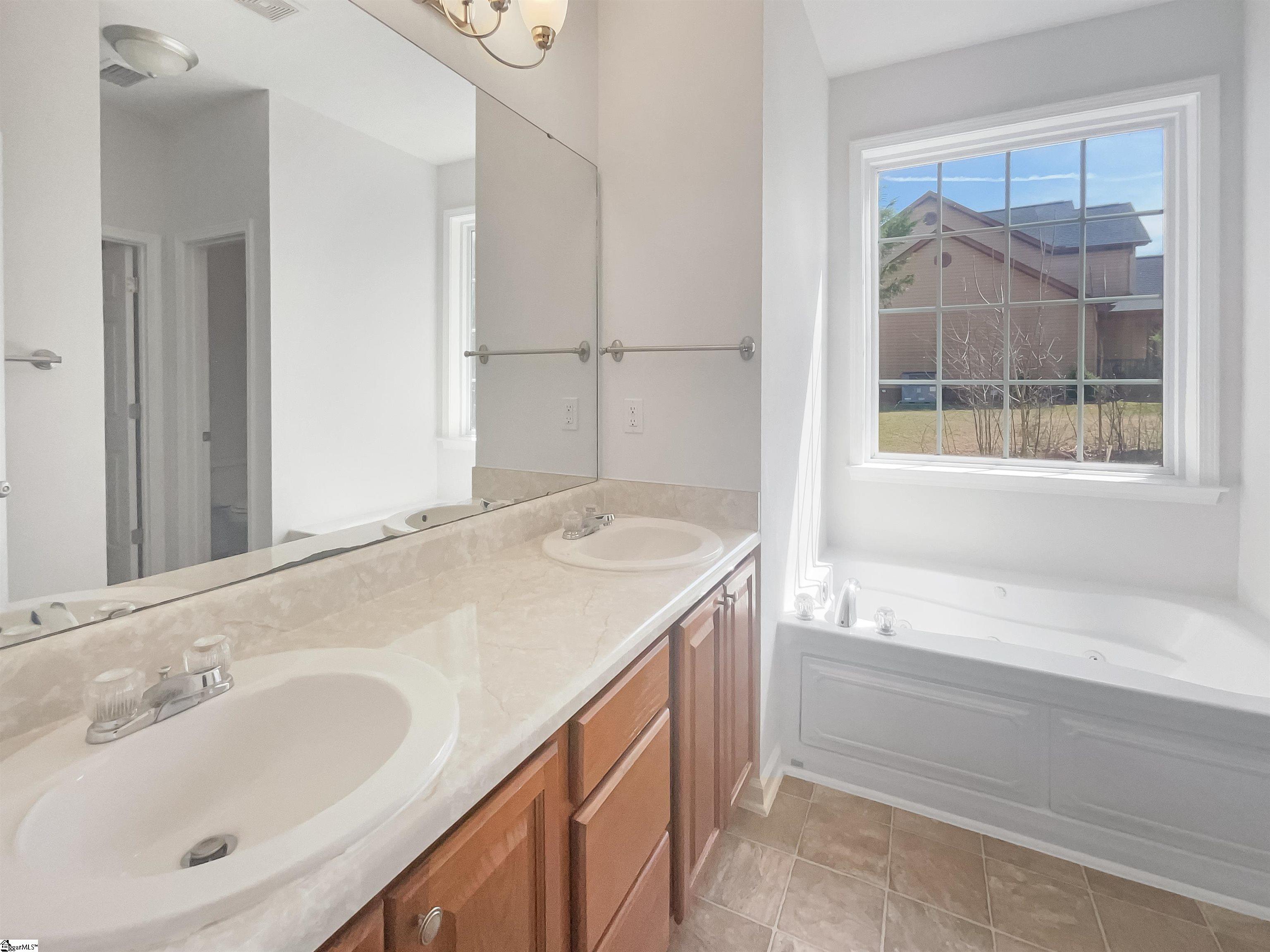 22 Rustcraft Drive Greer, SC 29651