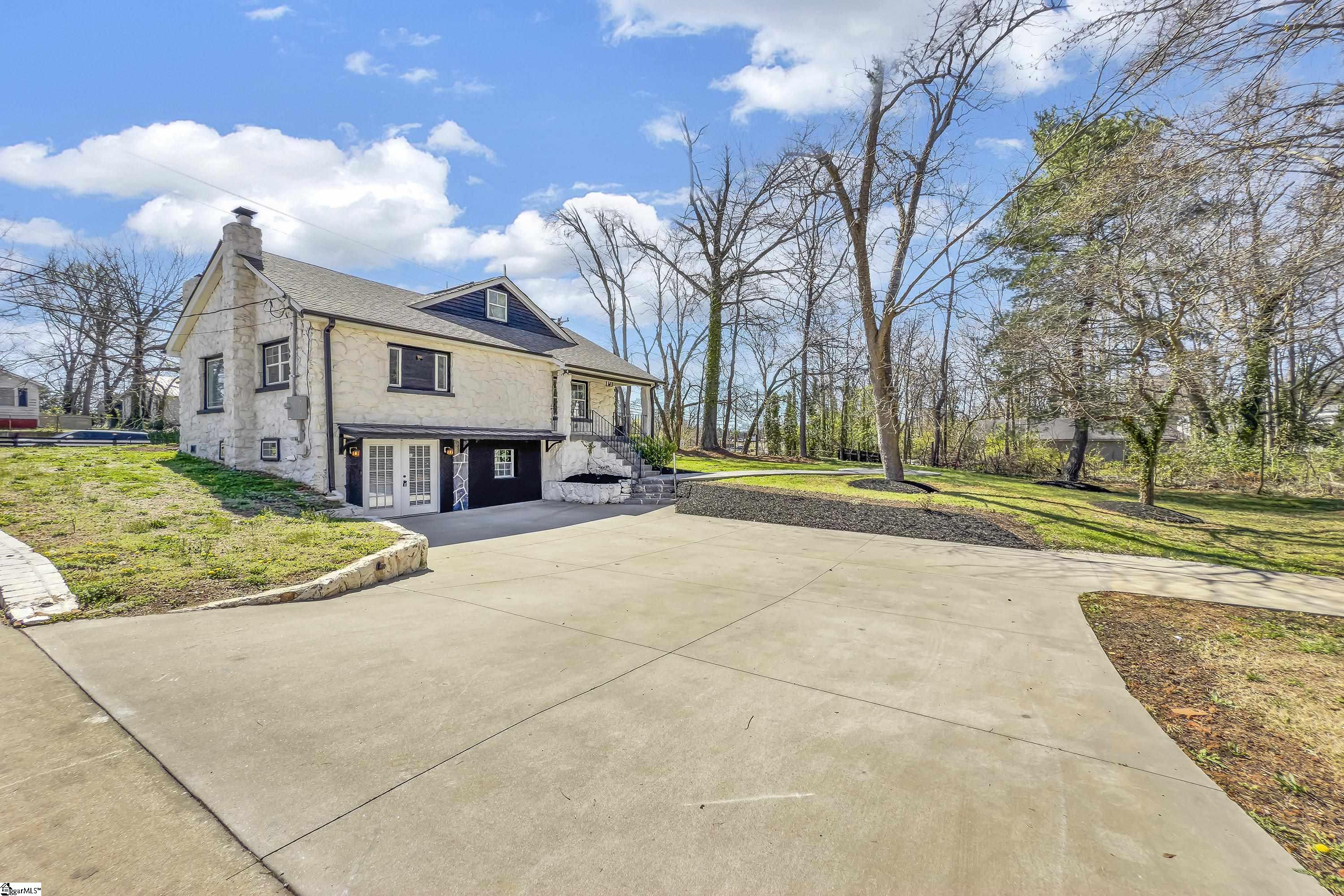 1000 Anderson Road Greenville, SC 29601