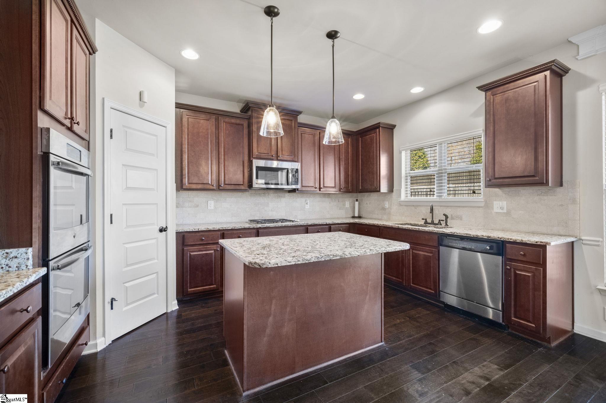 16 Verdana Court Simpsonville, SC 29680
