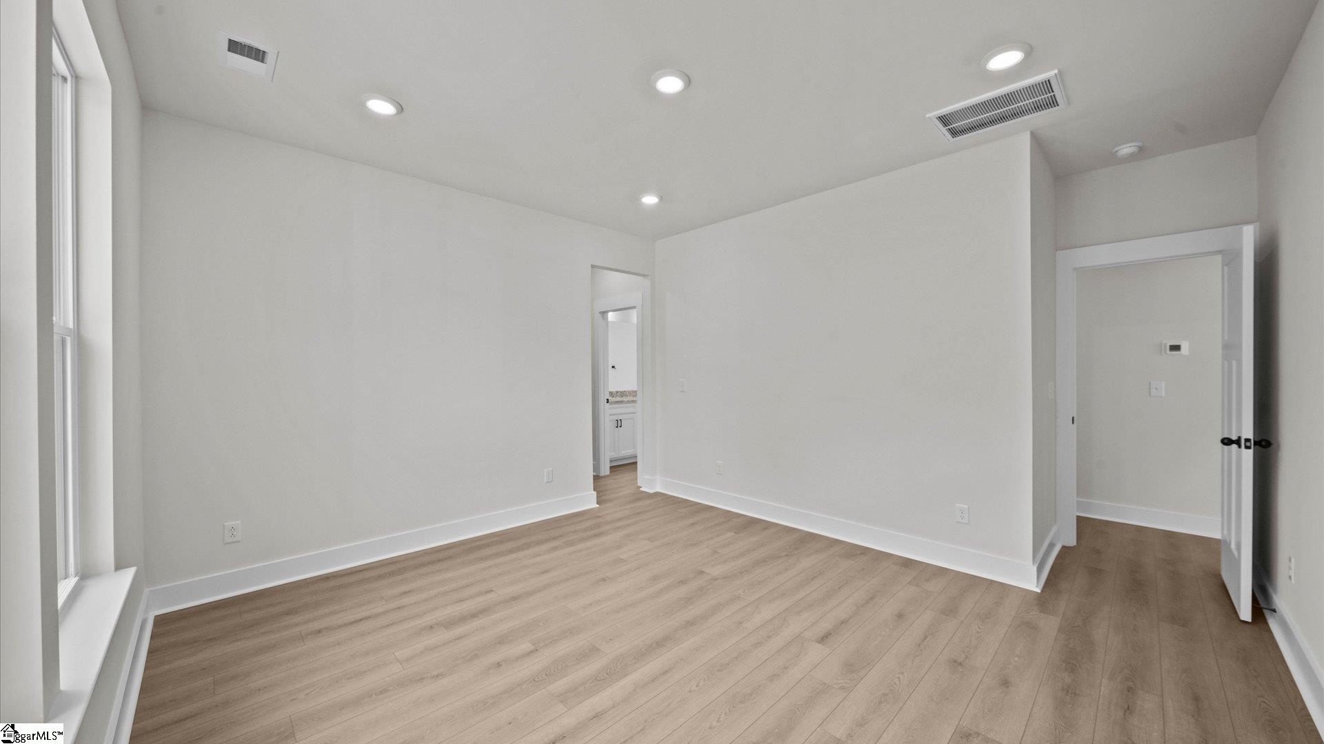 936 Diane Lane Moore, SC 29369