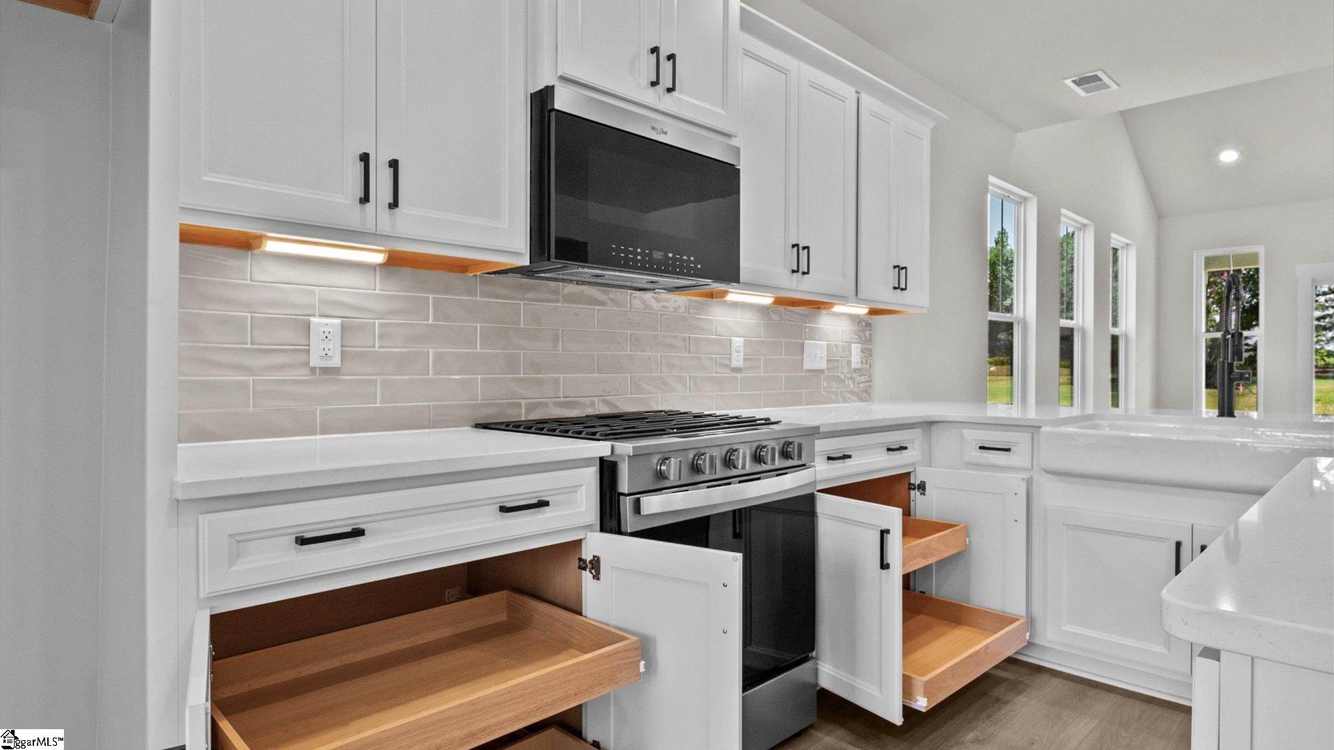 936 Diane Lane Moore, SC 29369