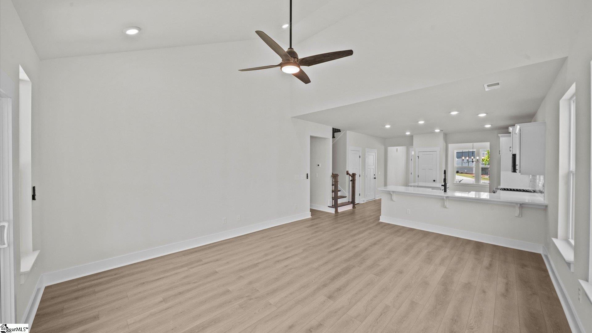 936 Diane Lane Moore, SC 29369