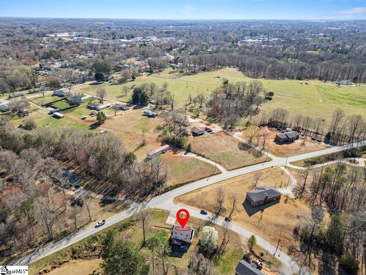 100 Oak Springs Court Easley, SC 29640