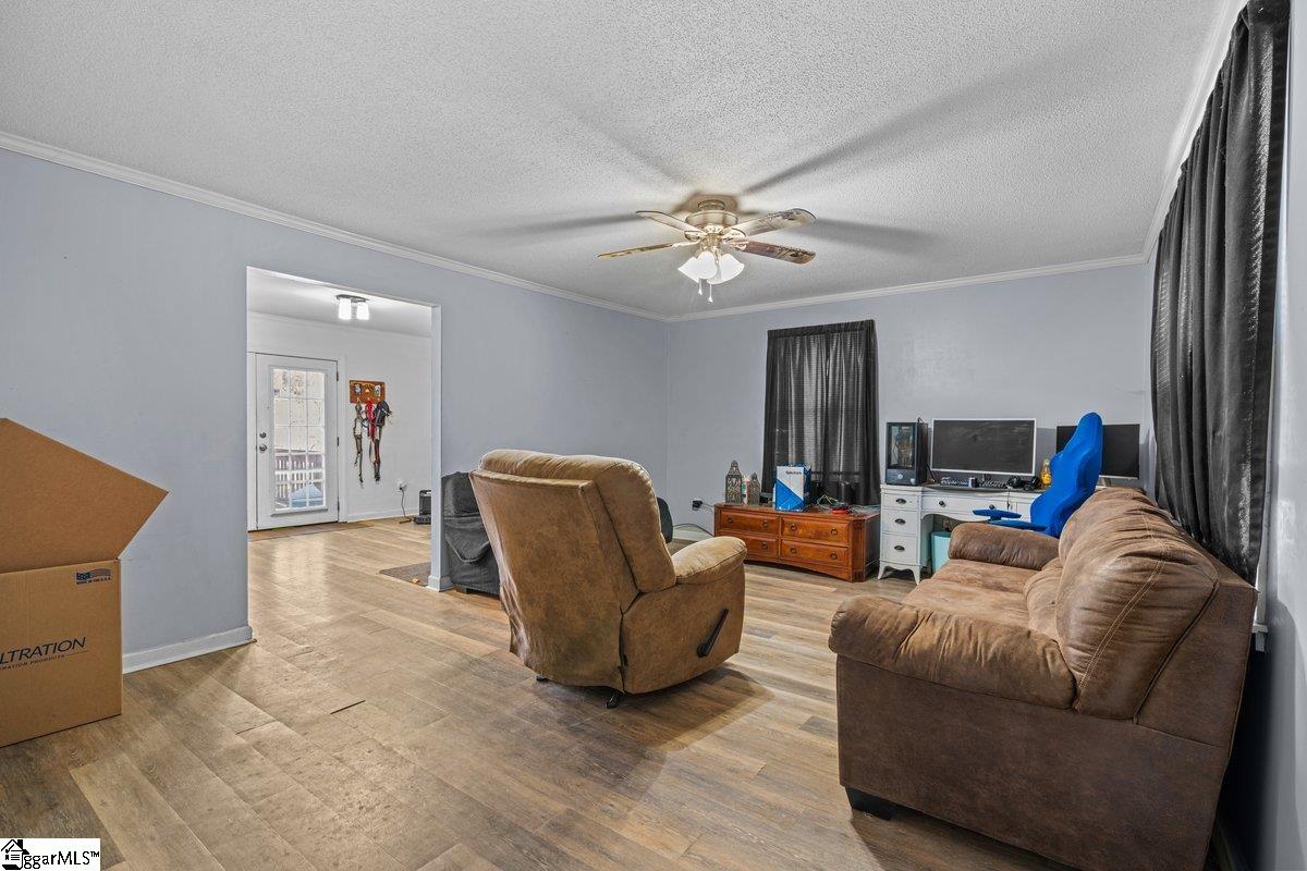 100 Oak Springs Court Easley, SC 29640