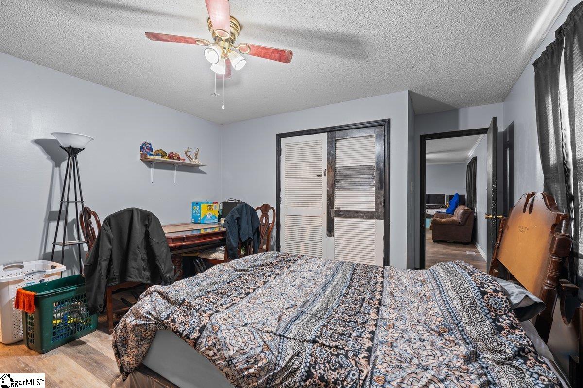 100 Oak Springs Court Easley, SC 29640