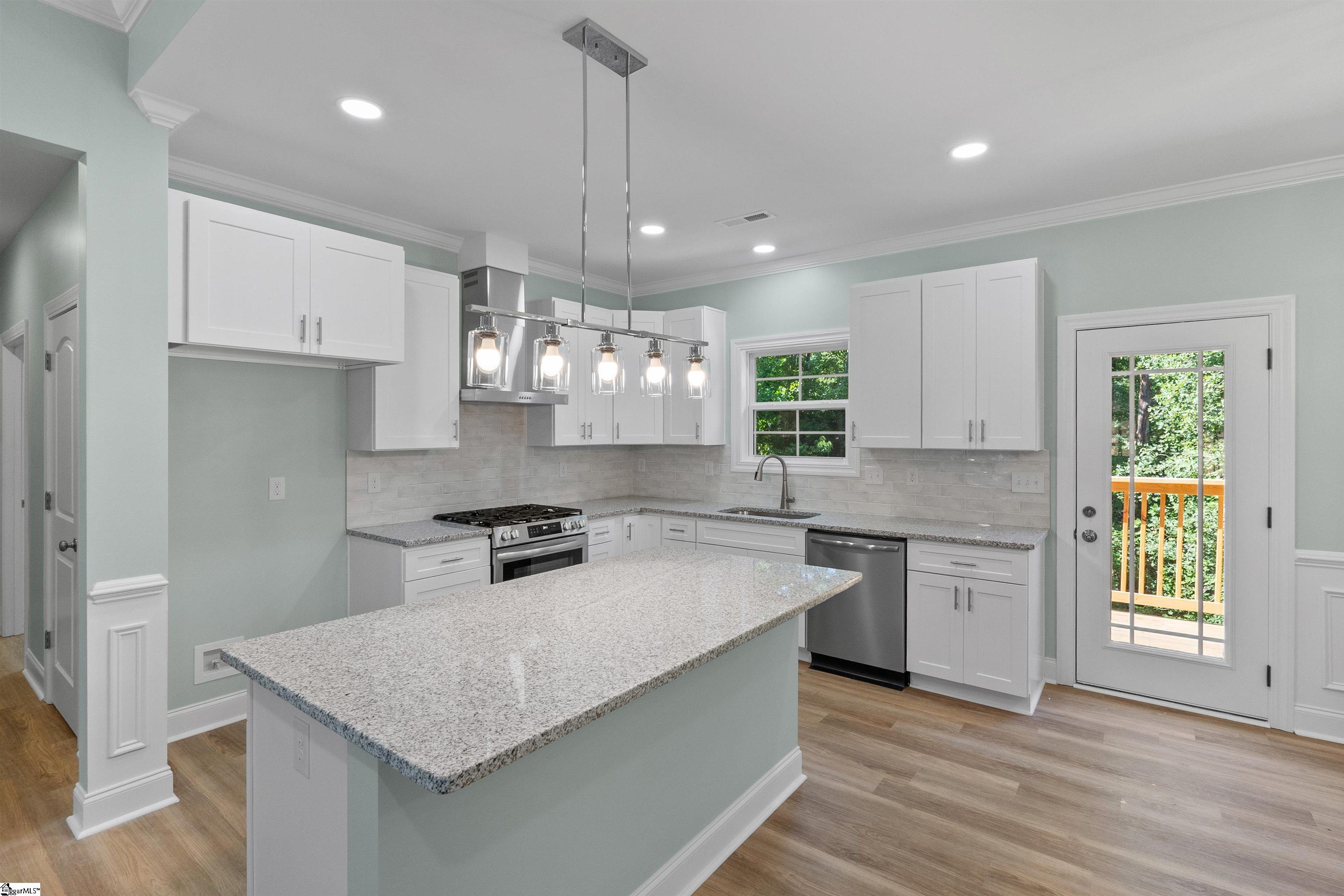 1242 Green Fern Drive Greenville, SC 29611