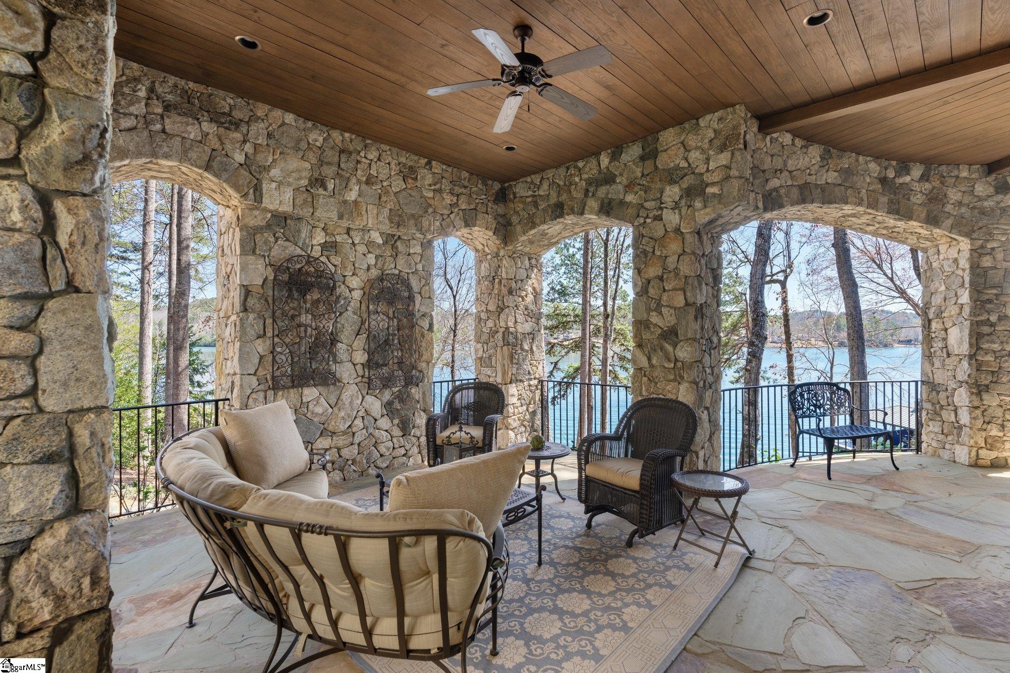 136 Blue Water Trail Salem, SC 29676