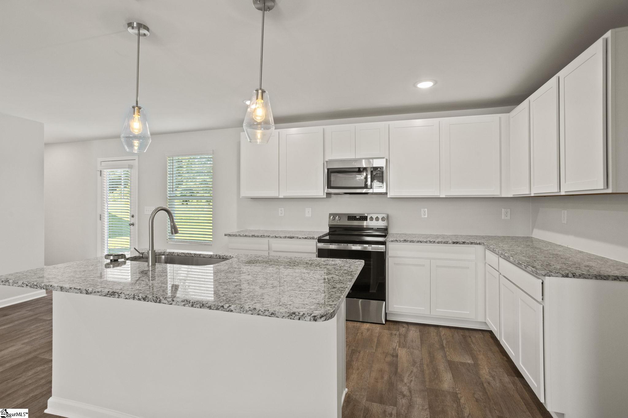 287 Pretoria Street Woodruff, SC 29388