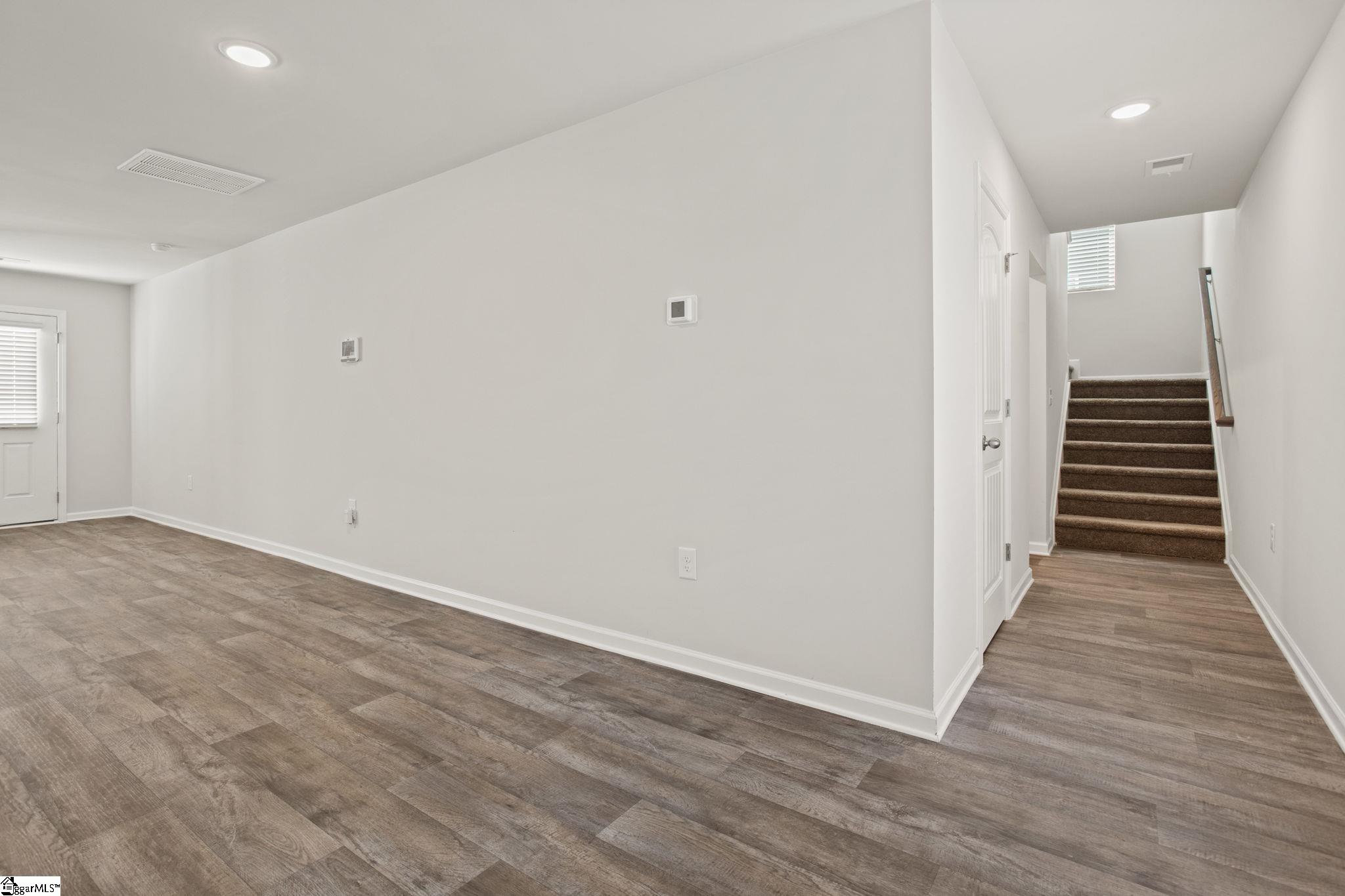 287 Pretoria Street Woodruff, SC 29388