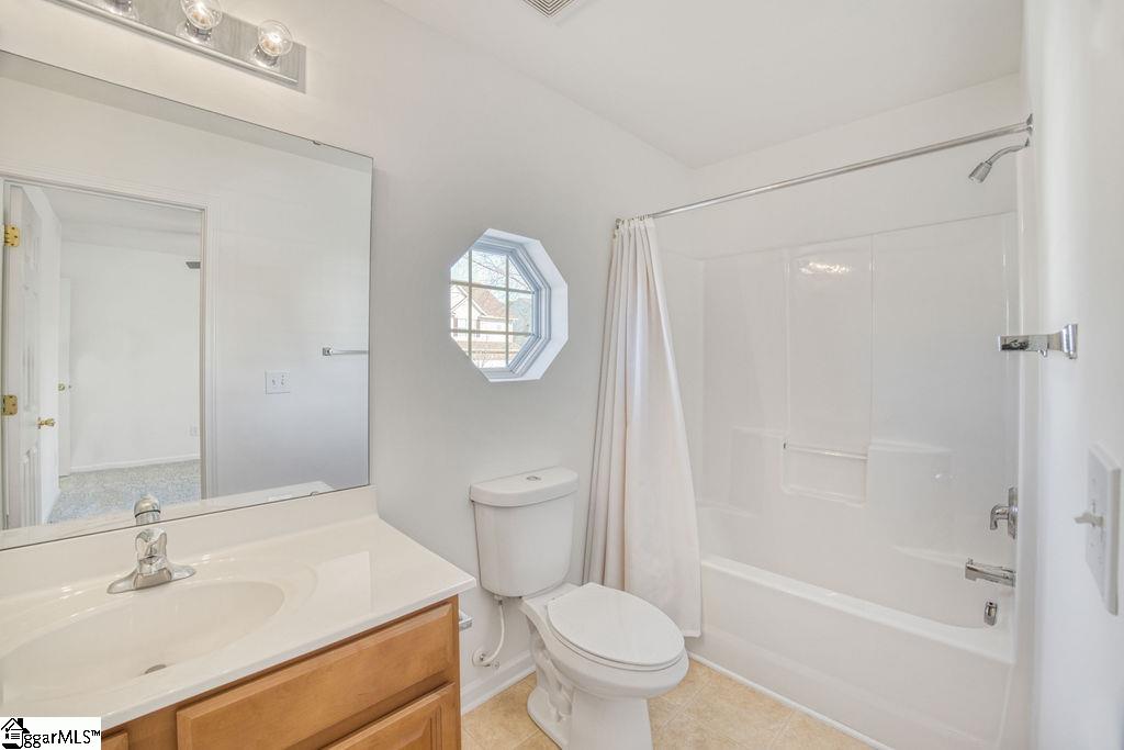 213 Worcester Lane Easley, SC 29642