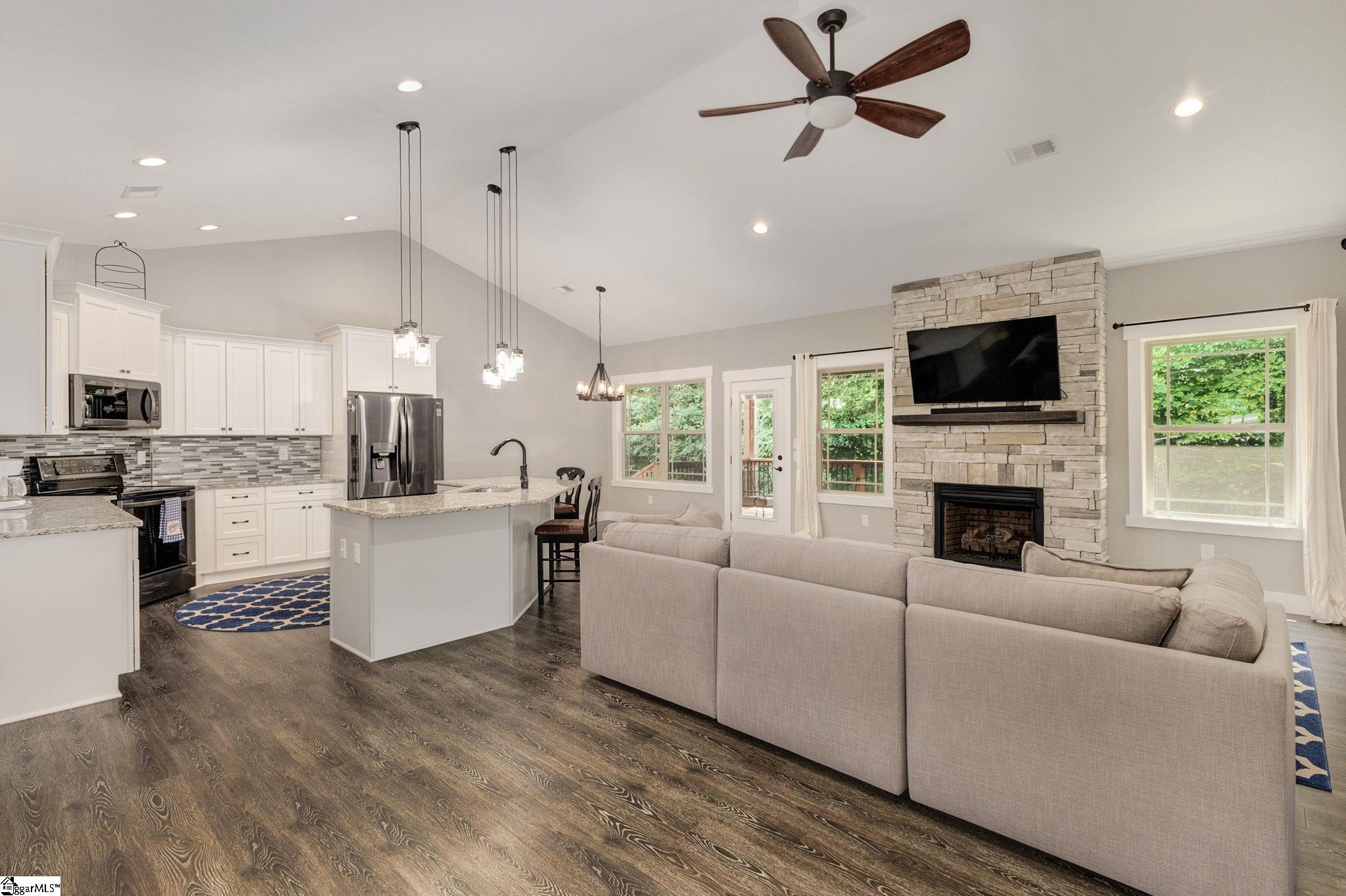 3044 English Cottage Way Boiling Springs, SC 29316