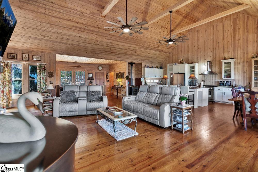 284 River Road Westminster, SC 29693