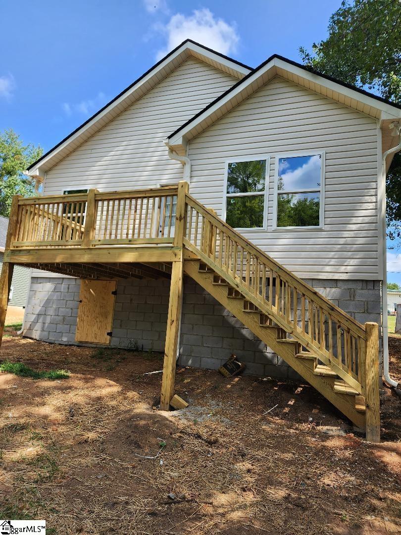 200 Broadus Street Greer, SC 29651