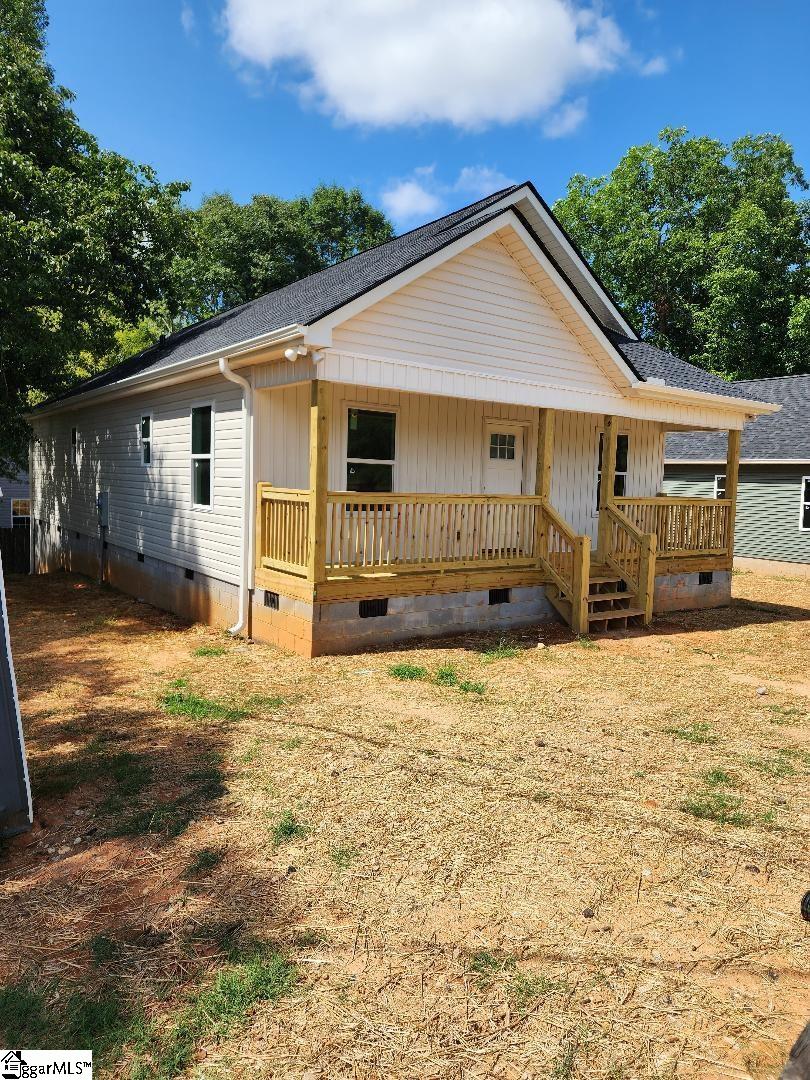 200 Broadus Street Greer, SC 29651