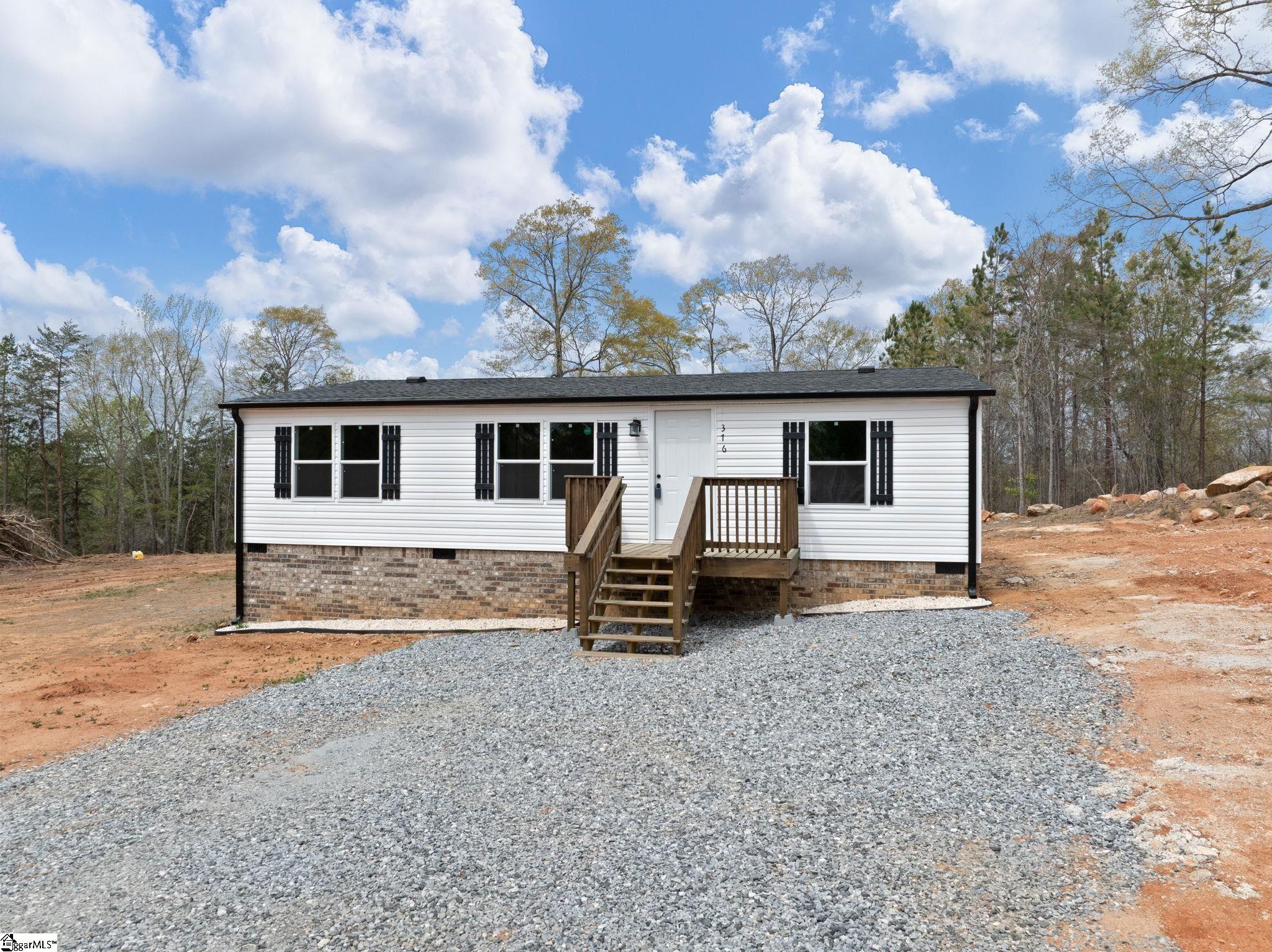 376 Bulman Road Roebuck, SC 29376