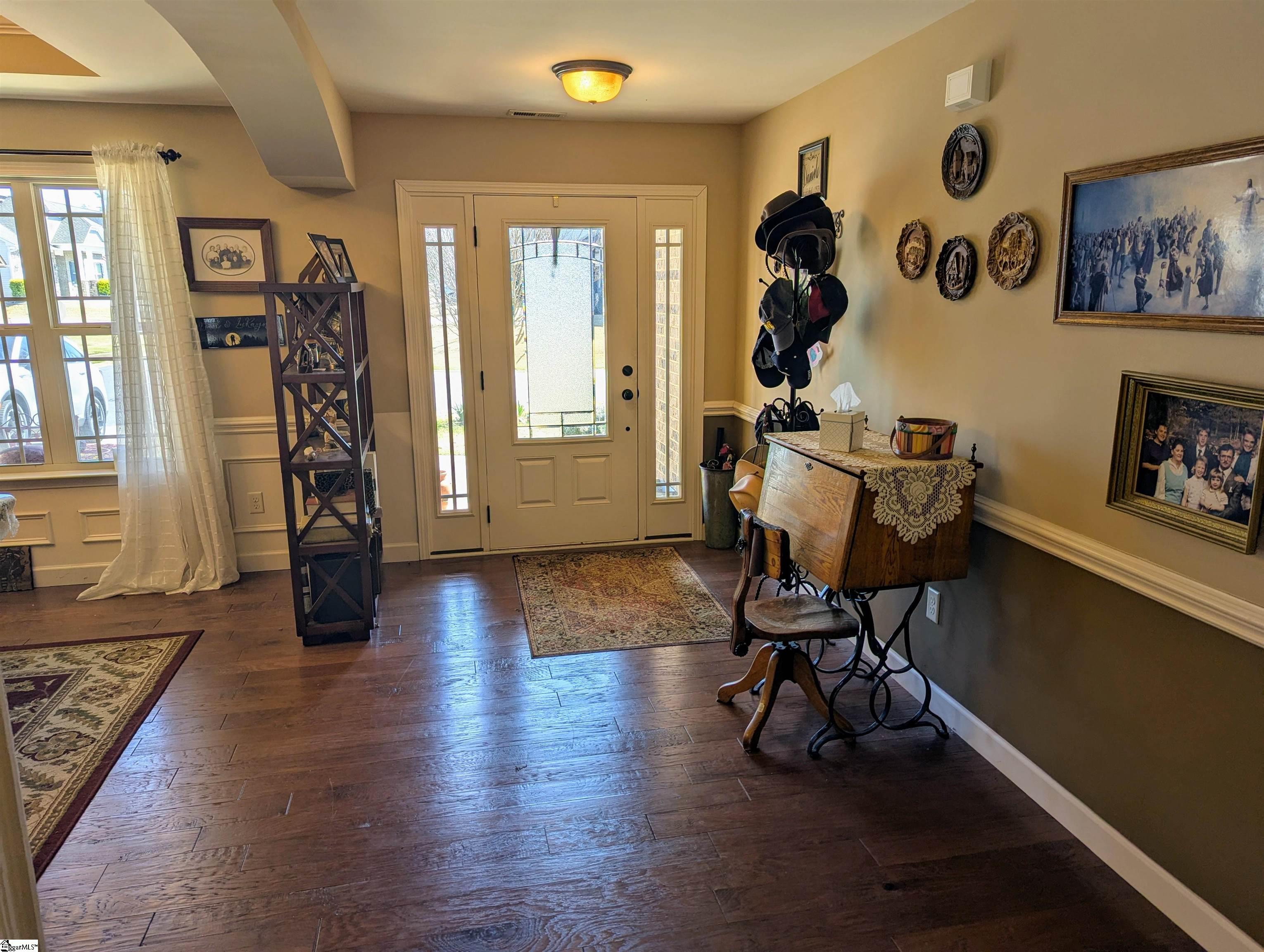 215 Longmont Drive Boiling Springs, SC 29316