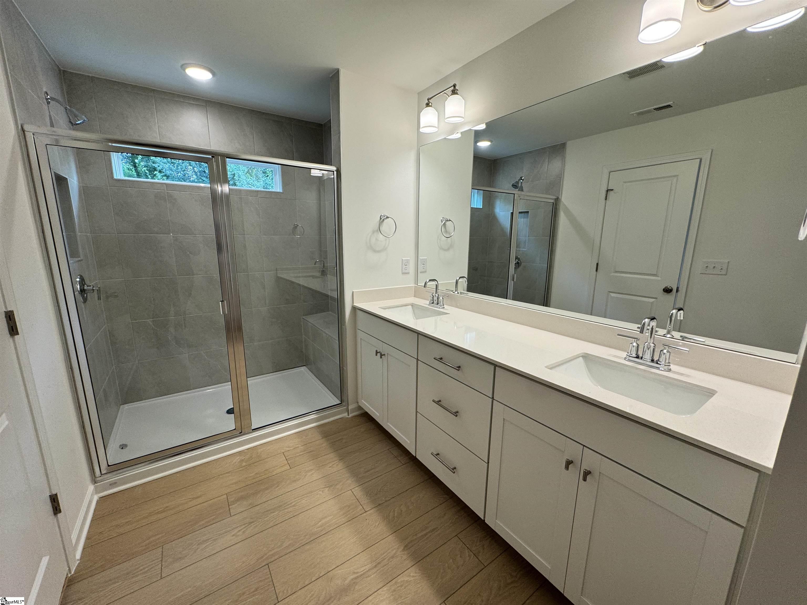 54 Fair Village Lane Simpsonville, SC 29680
