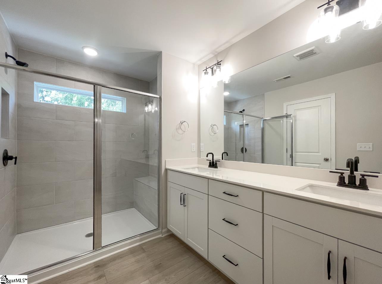 52 Fair Village Lane Simpsonville, SC 29680