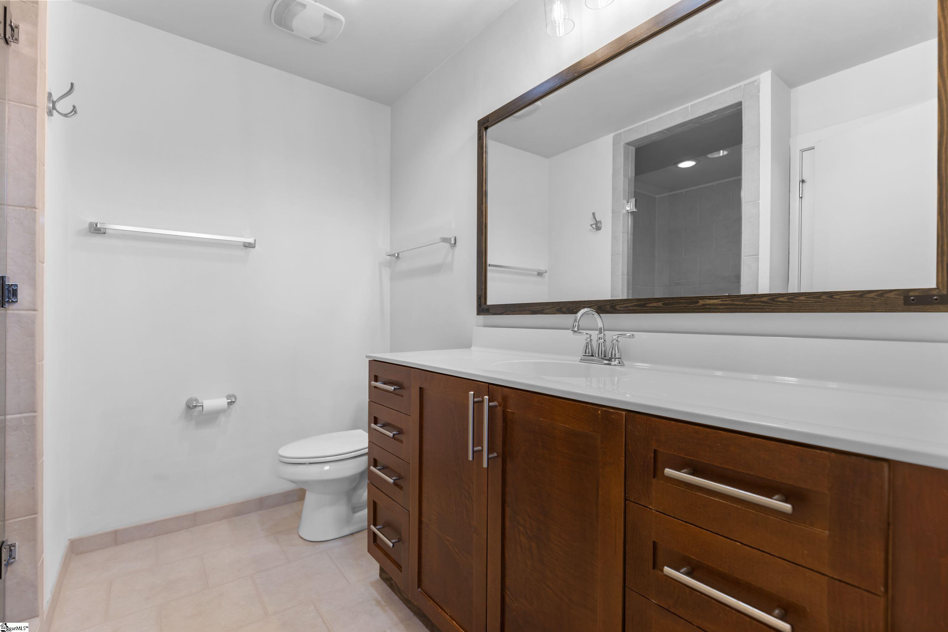 400 Mills Avenue UNIT #409 Greenville, SC 29605