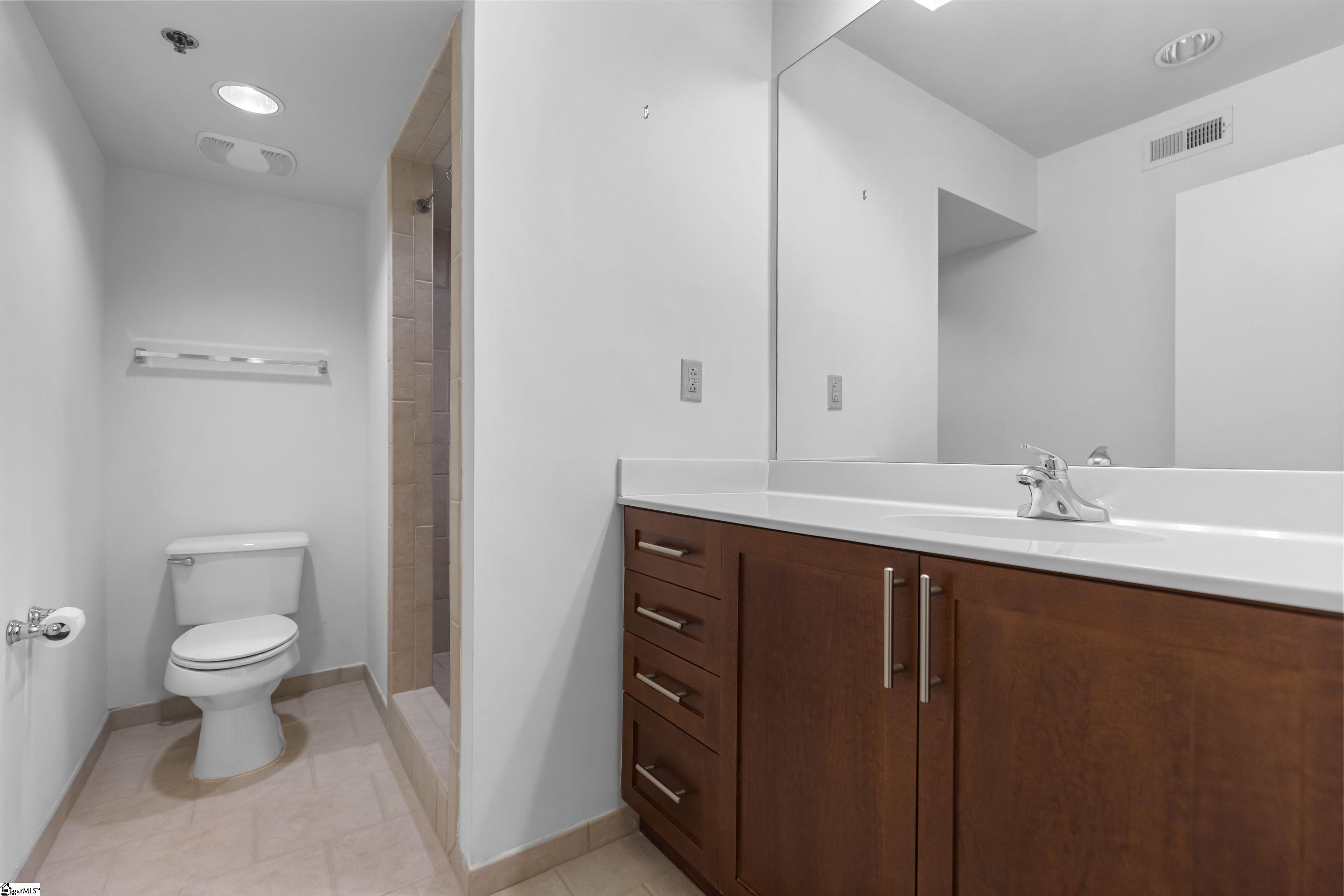 400 Mills Avenue UNIT #409 Greenville, SC 29605