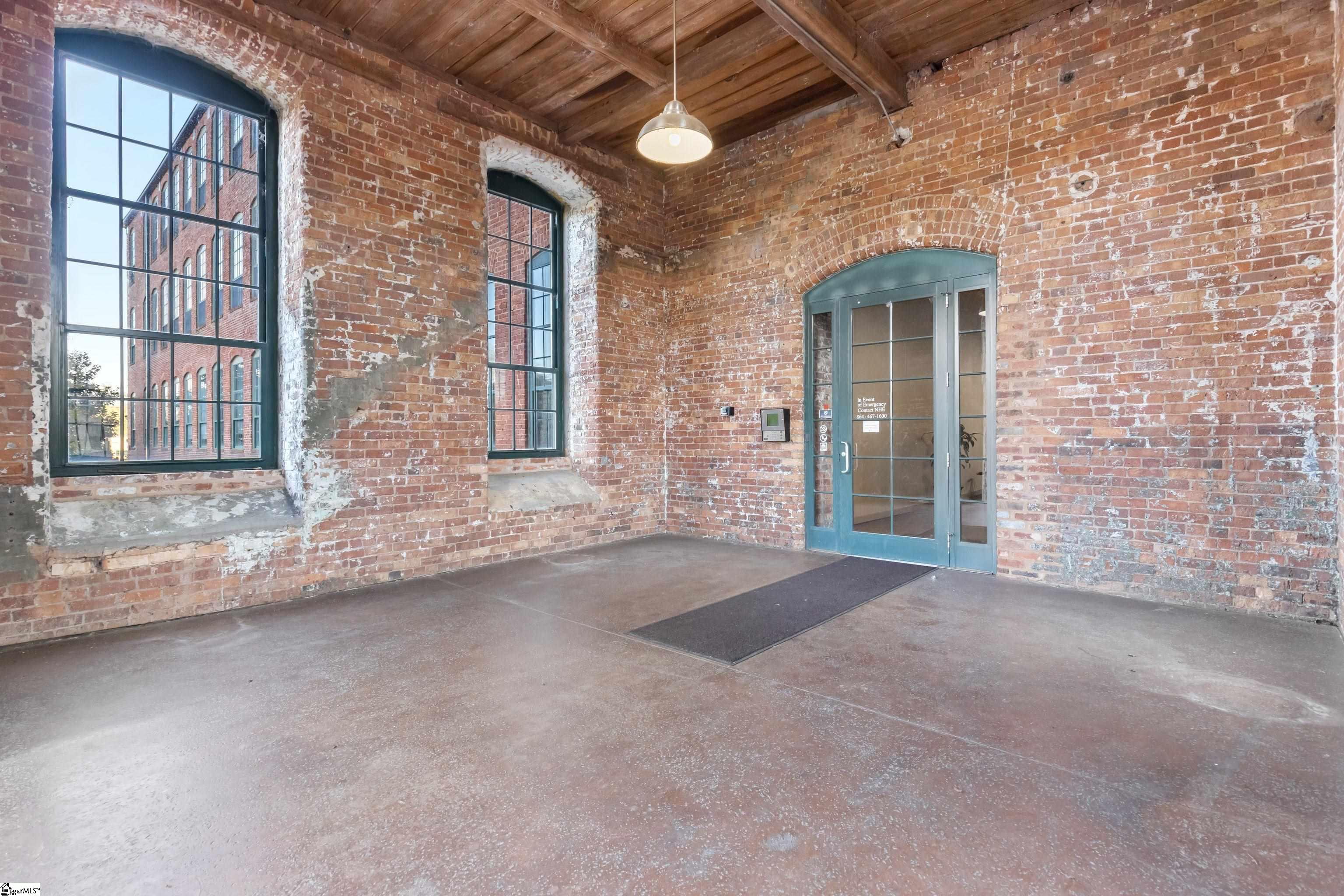 400 Mills Avenue UNIT #409 Greenville, SC 29605