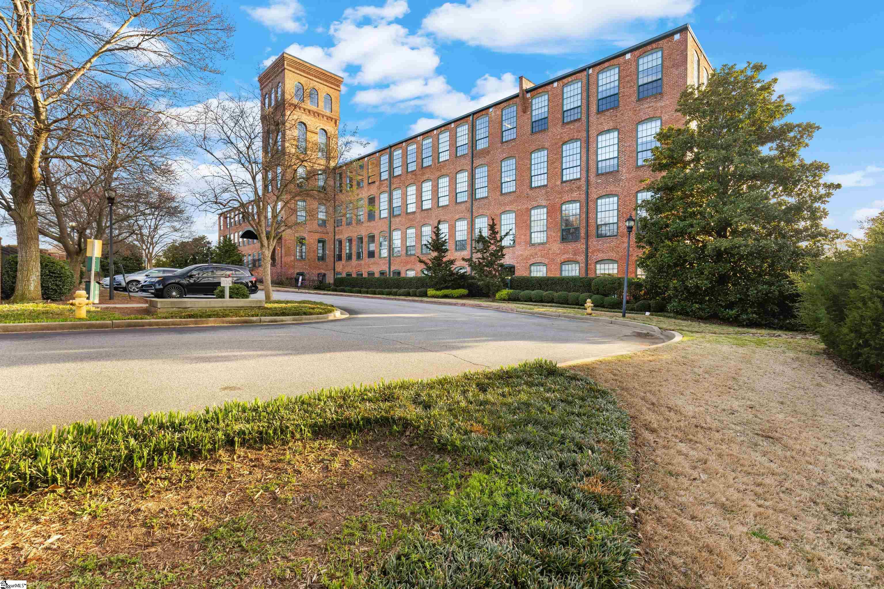 400 Mills Avenue UNIT #409 Greenville, SC 29605