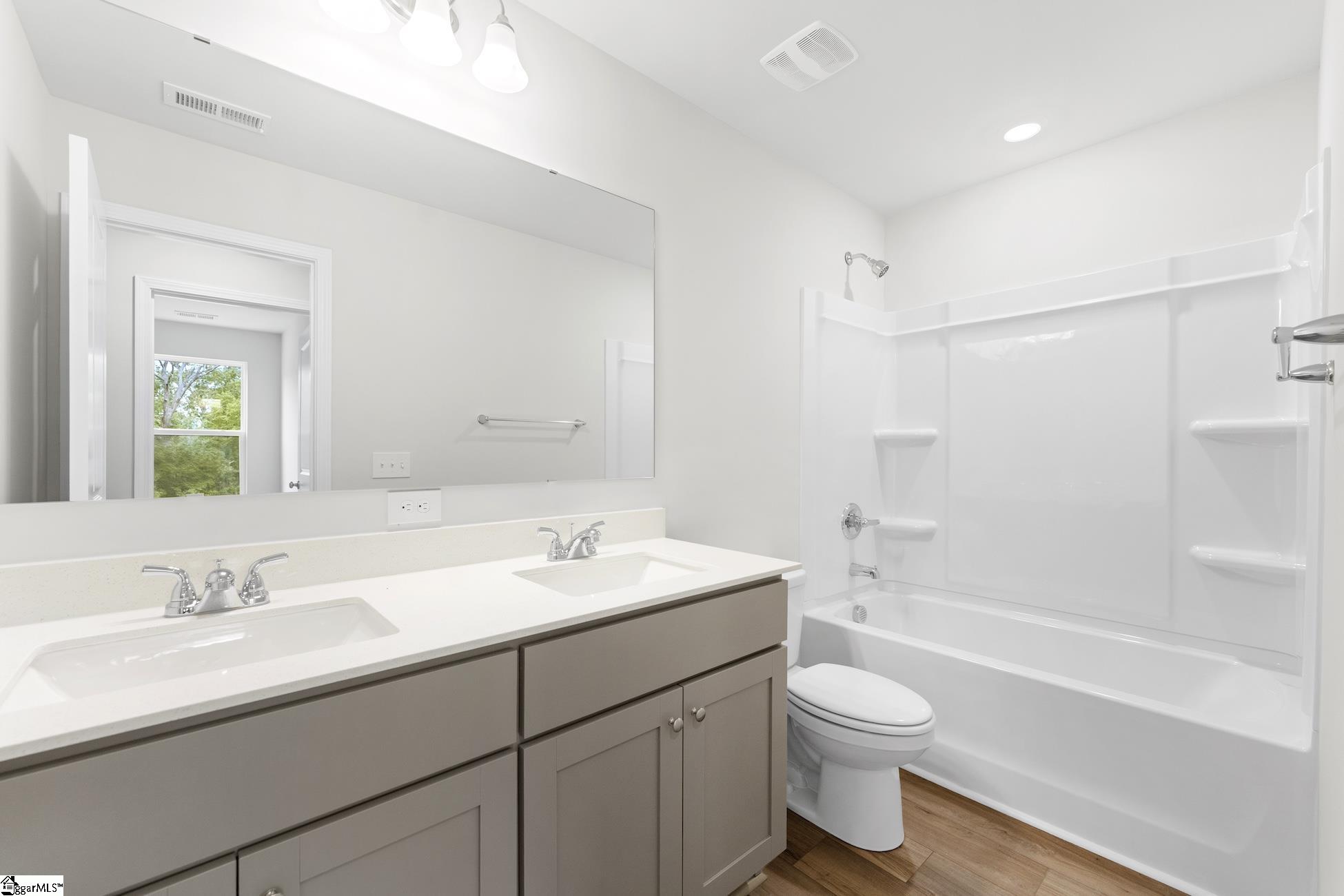 5007 Radley Road Chesnee, SC 29323