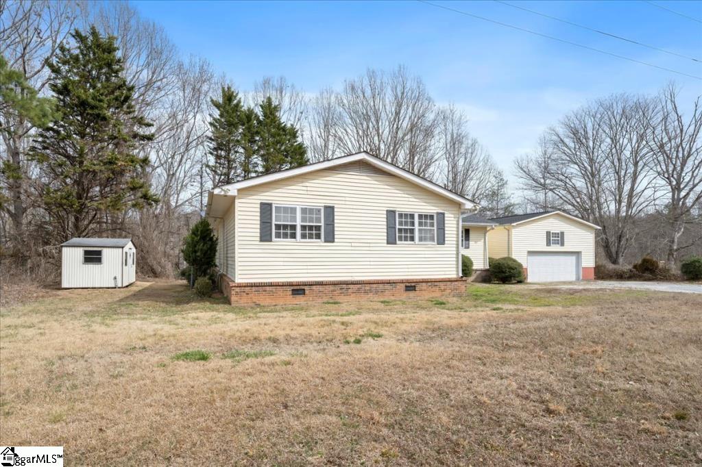 541 Hunts Bridge Road Easley, SC 29640