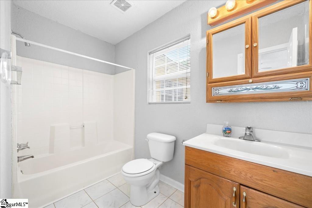 541 Hunts Bridge Road Easley, SC 29640