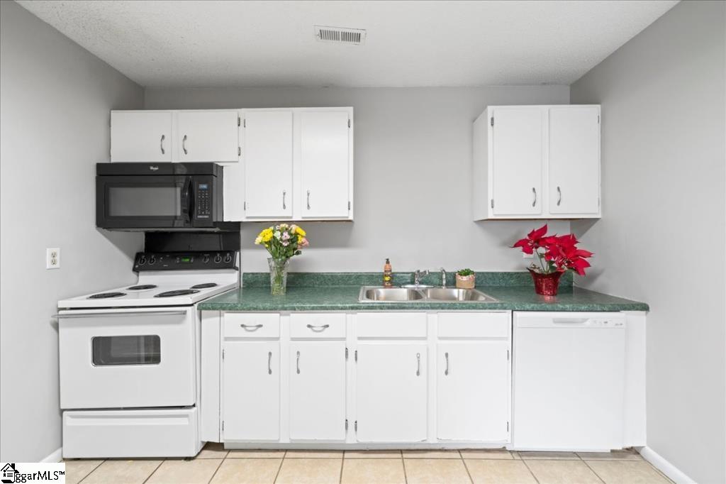 541 Hunts Bridge Road Easley, SC 29640