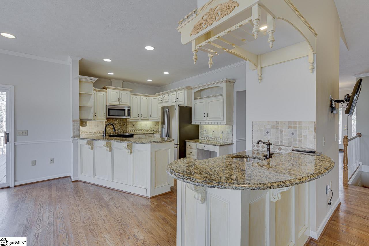 10 Gangway Lane Salem, SC 29676