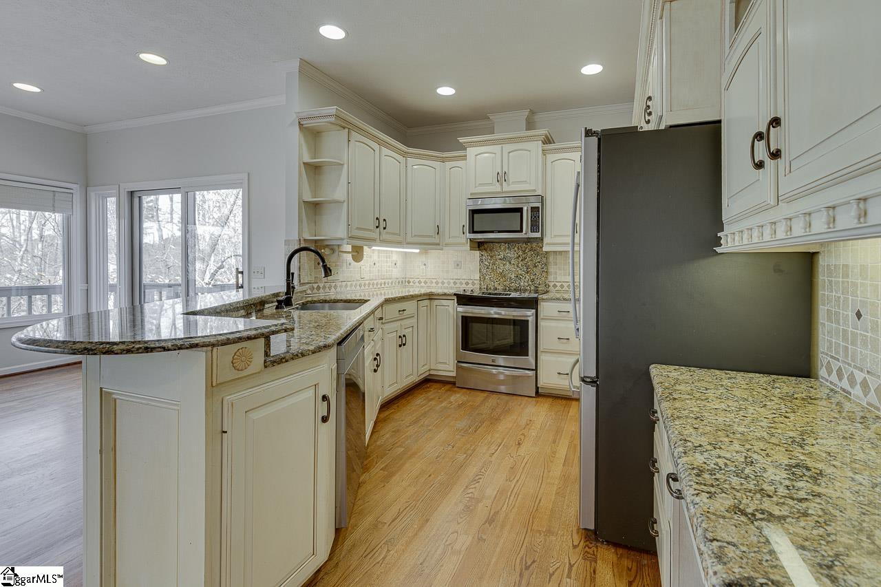 10 Gangway Lane Salem, SC 29676