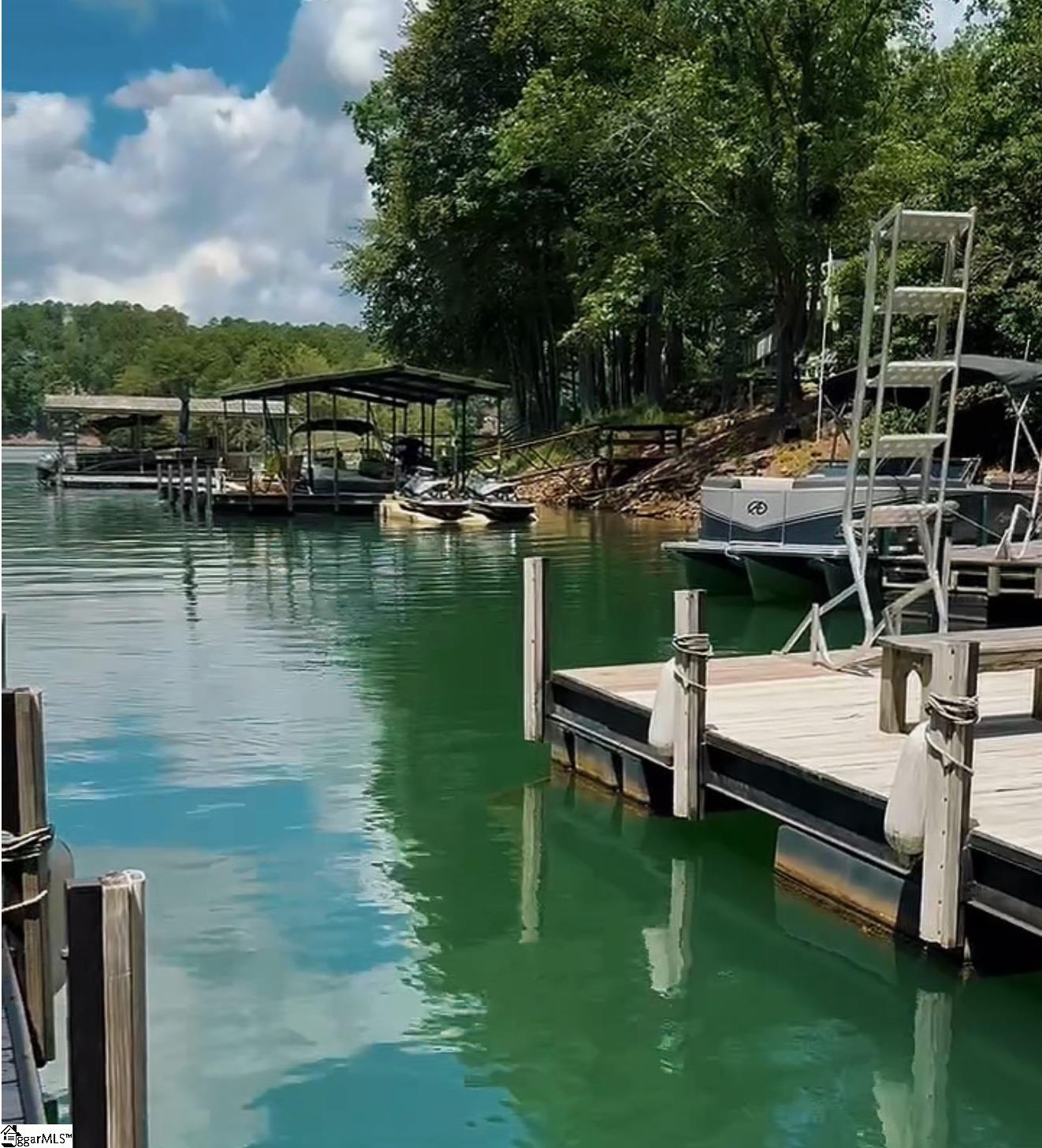 10 Gangway Lane Salem, SC 29676
