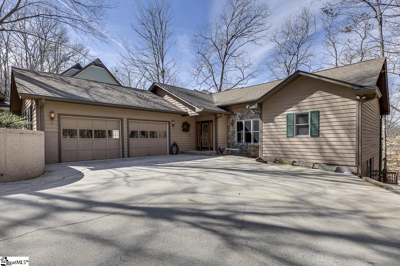 10 Gangway Lane Salem, SC 29676