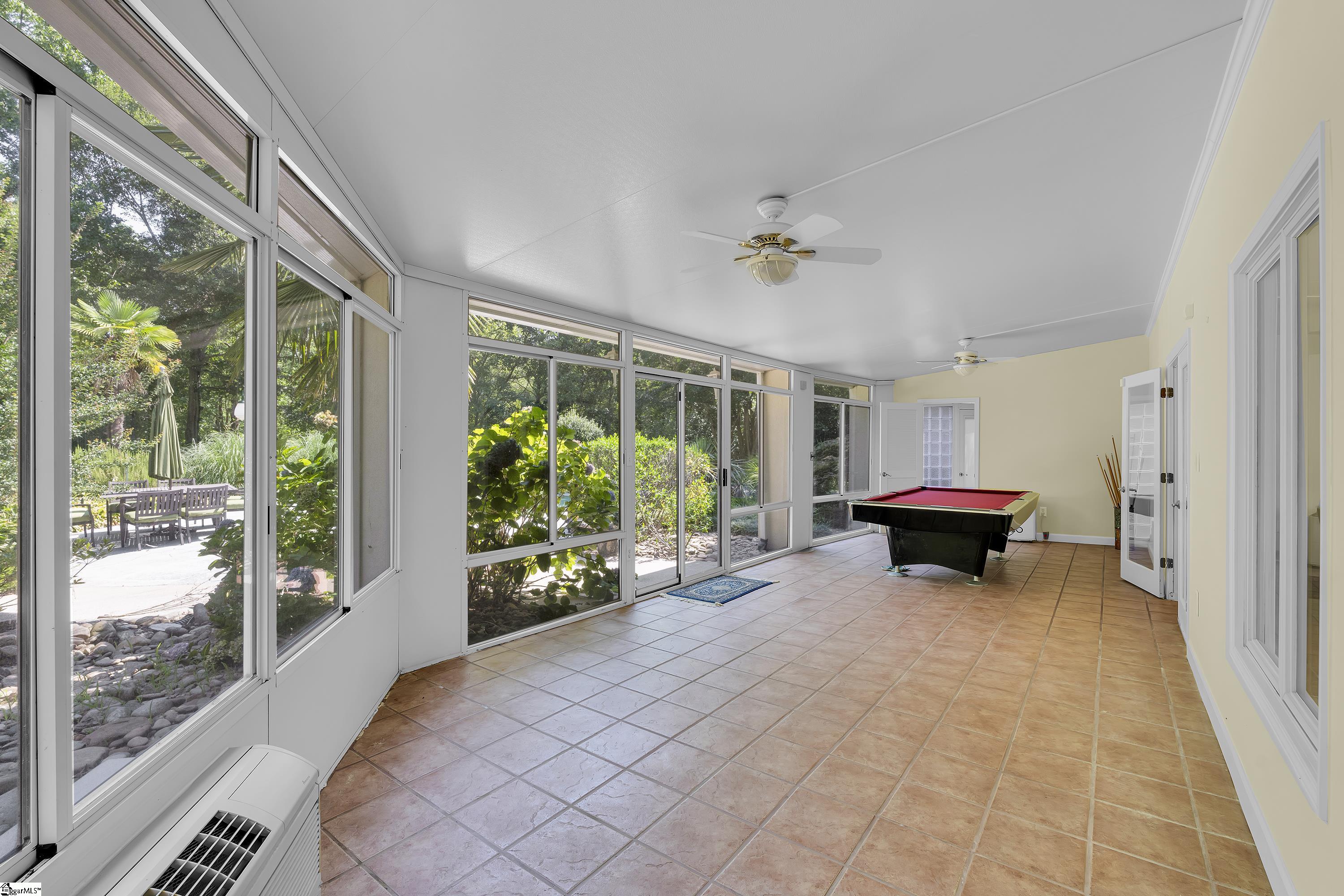15 Darien Way Greenville, SC 29615-3236