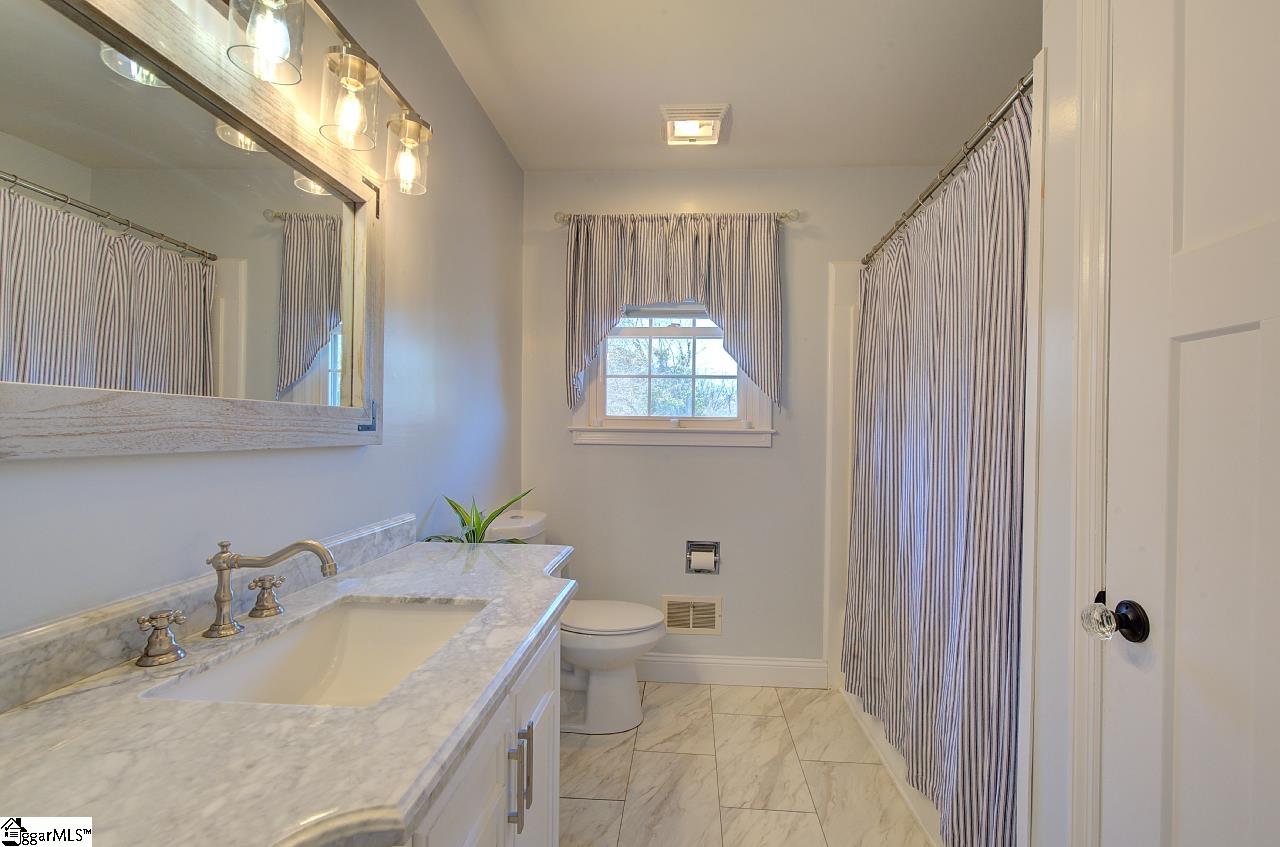 411 Westcliffe Way Greenville, SC 29611