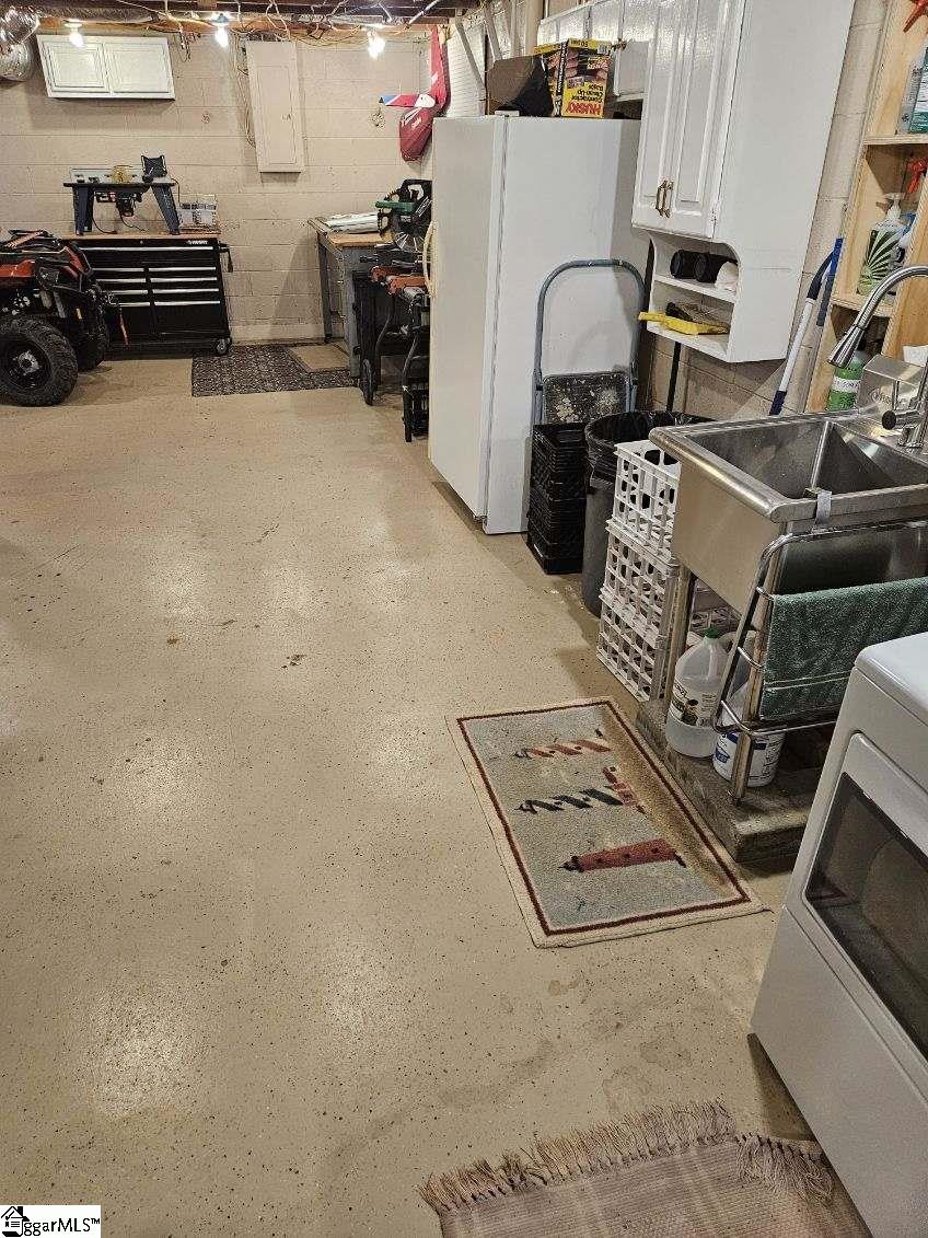 201 E Standing Springs Road Simpsonville, SC 29680