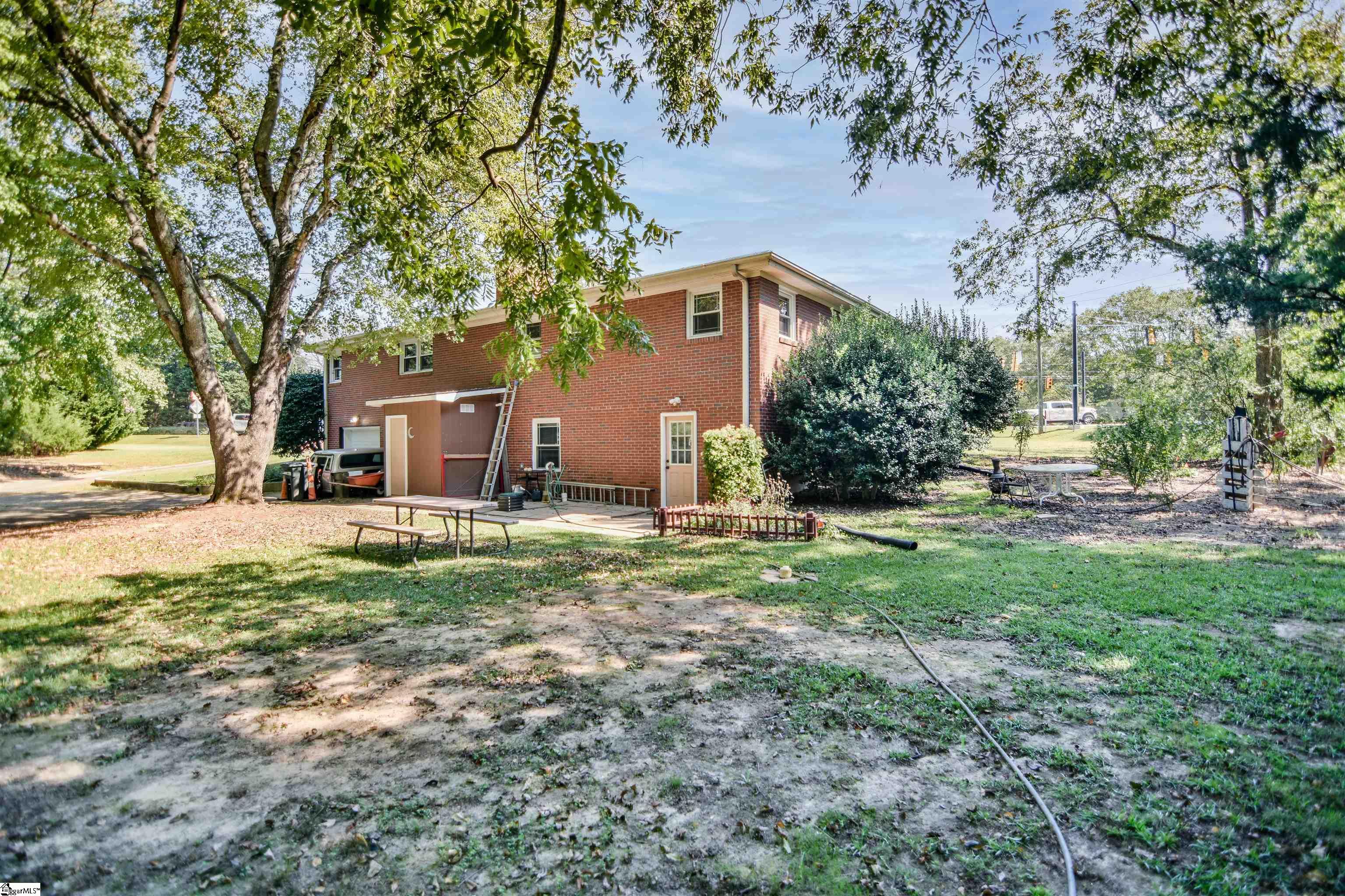 201 E Standing Springs Road Simpsonville, SC 29680