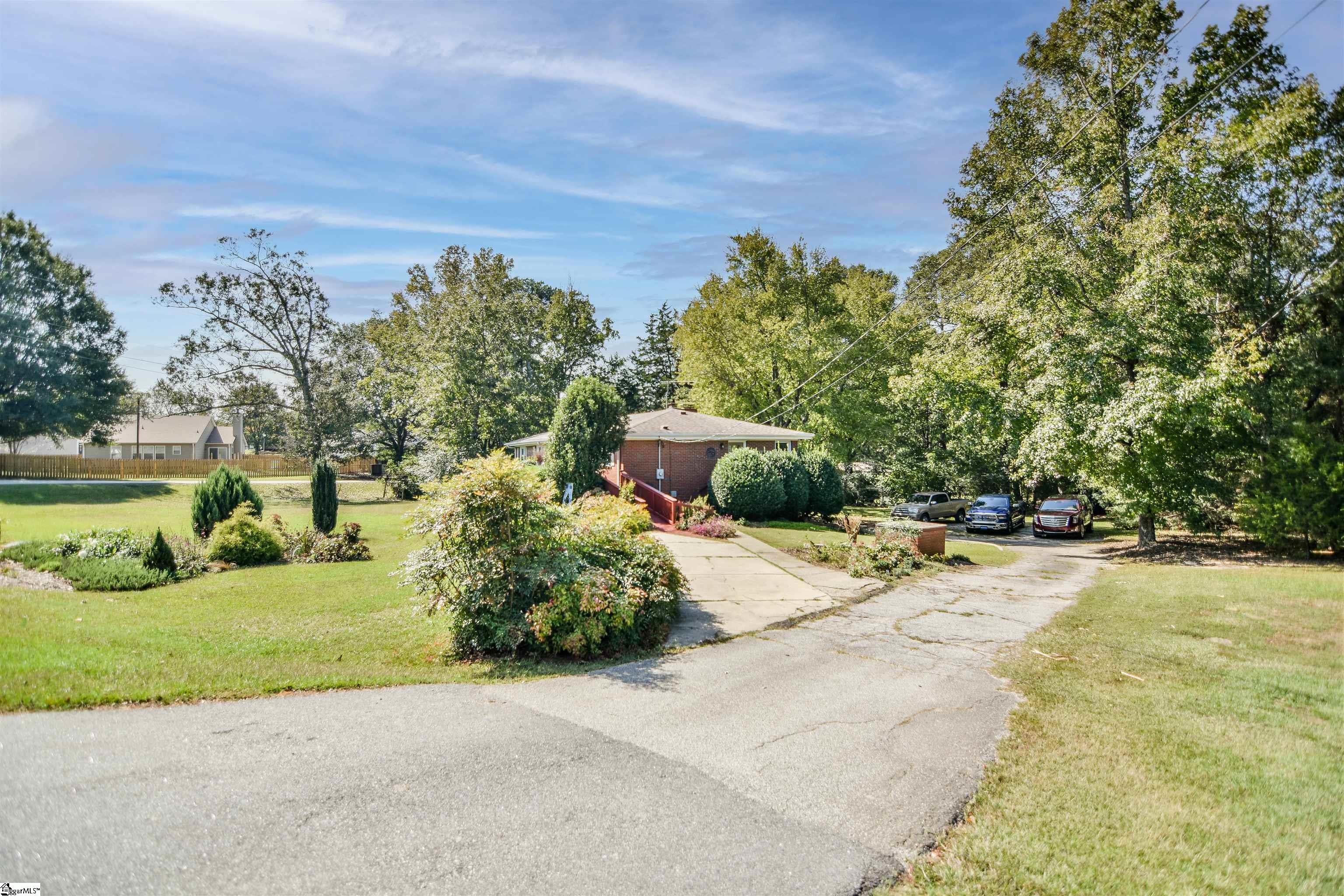 201 E Standing Springs Road Simpsonville, SC 29680
