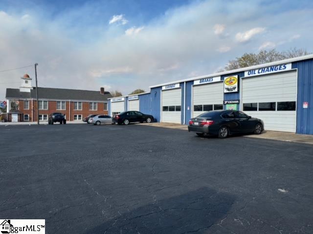 Poinsett Highway Greenville, SC 29609